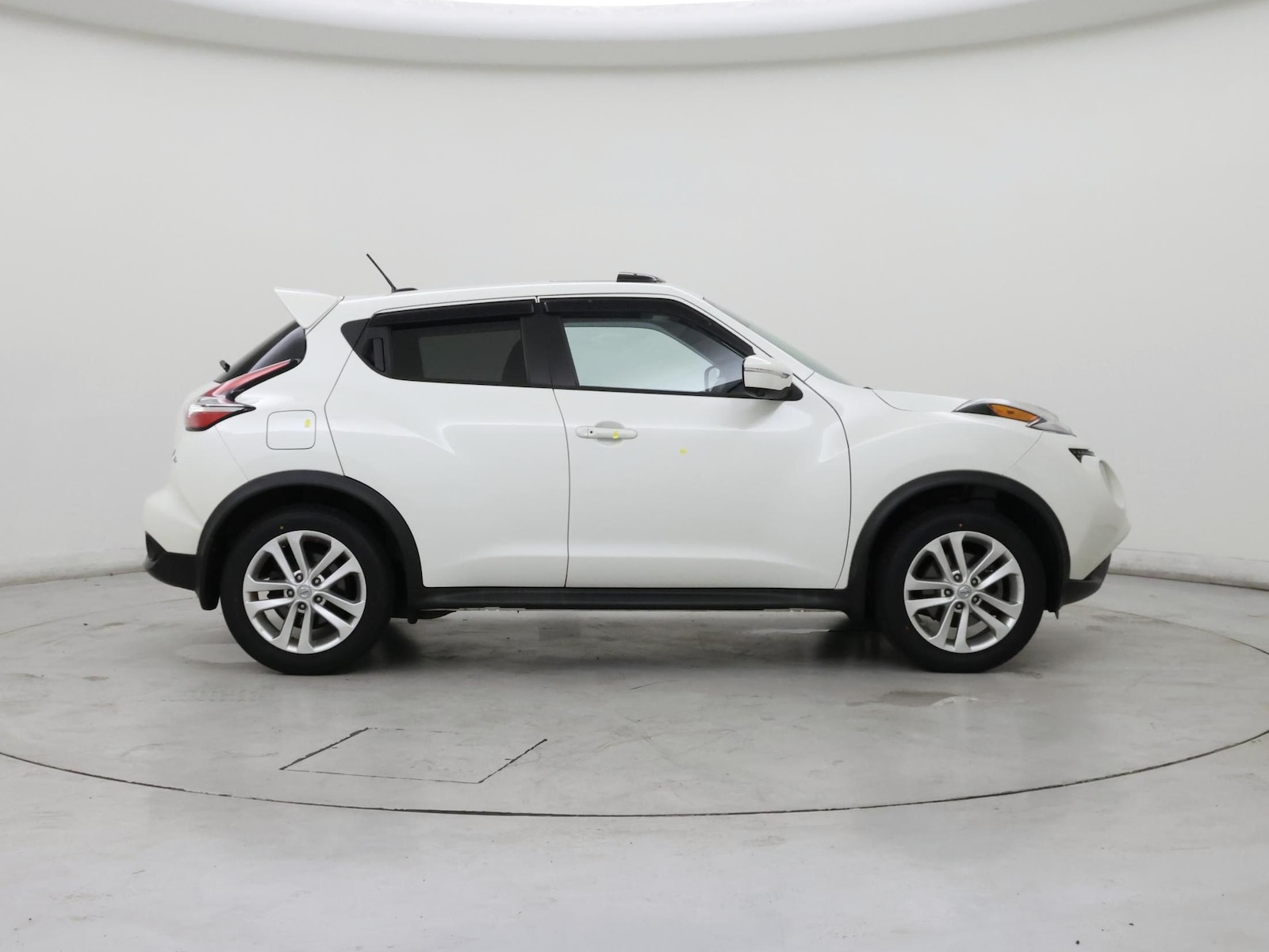 2016 Nissan Juke SL - Photo 8