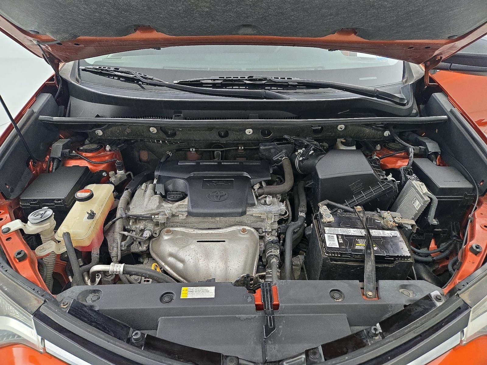 2016 Toyota RAV4 LE - Photo 22