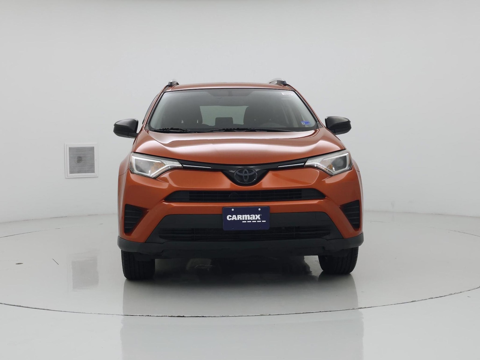 2016 Toyota RAV4 LE - Photo 6