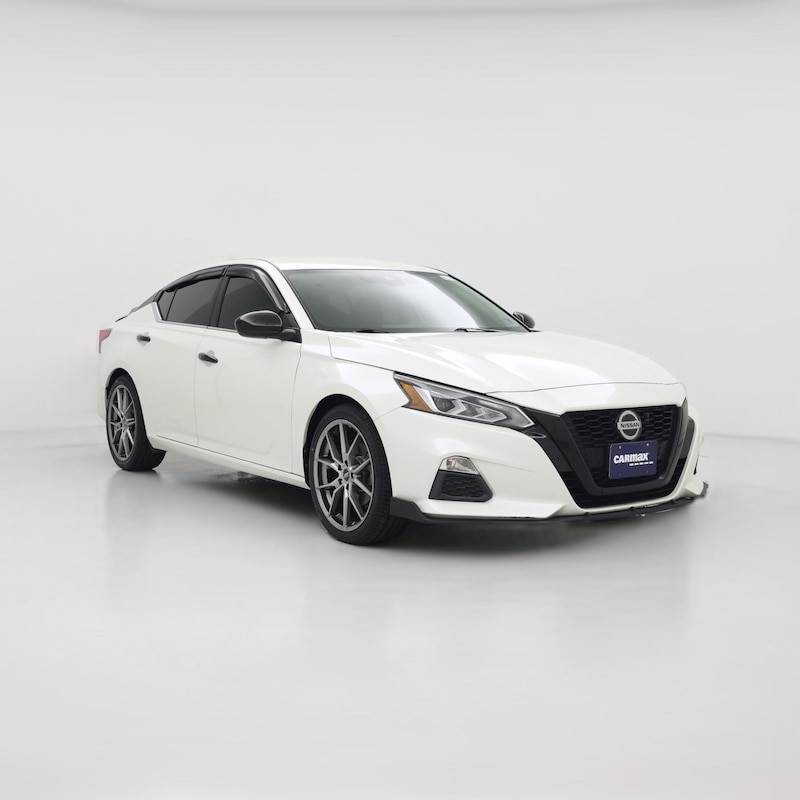 2020 Nissan Altima SR