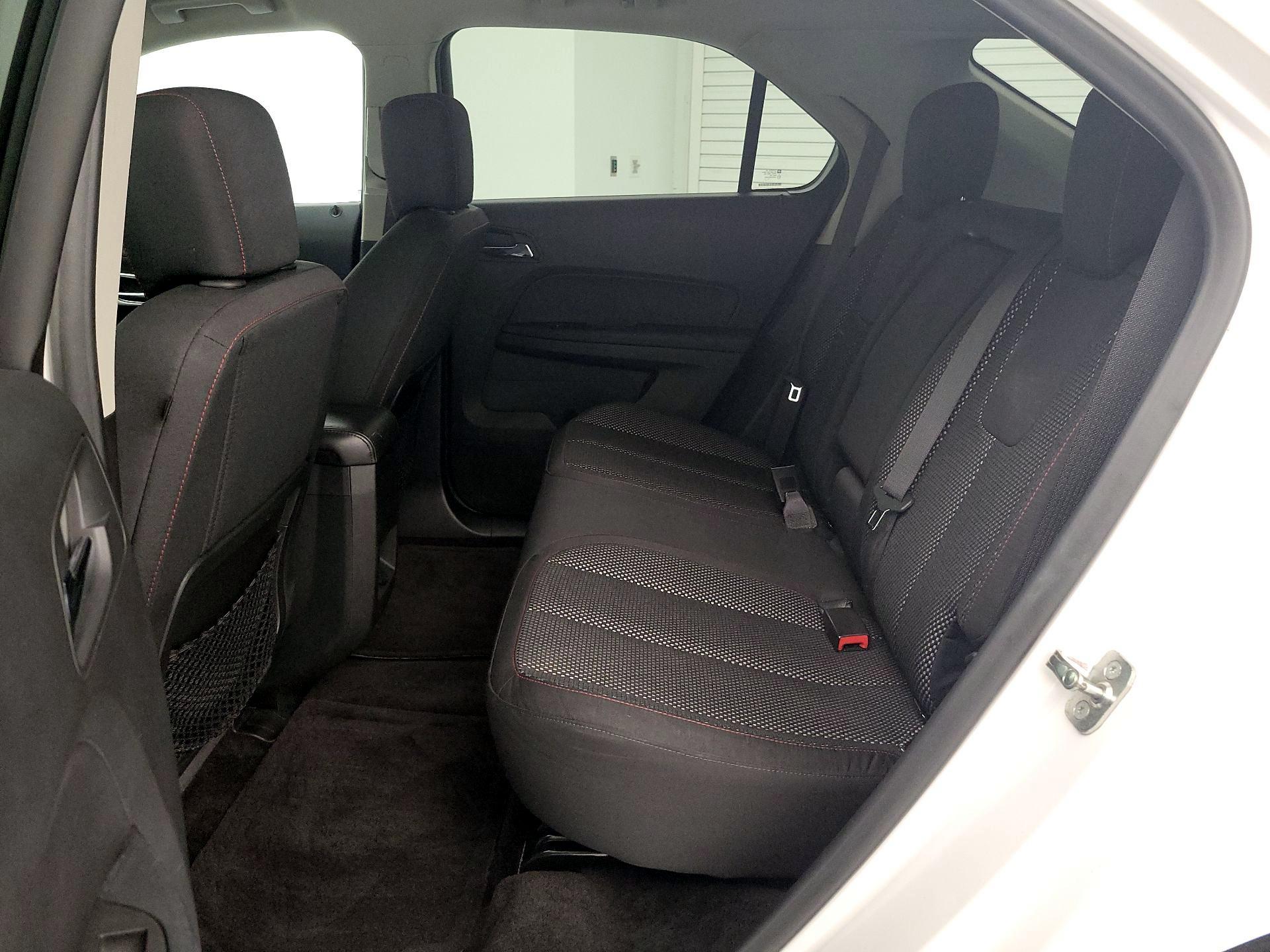 Thumbnail: 2016 Chevrolet Equinox - 18