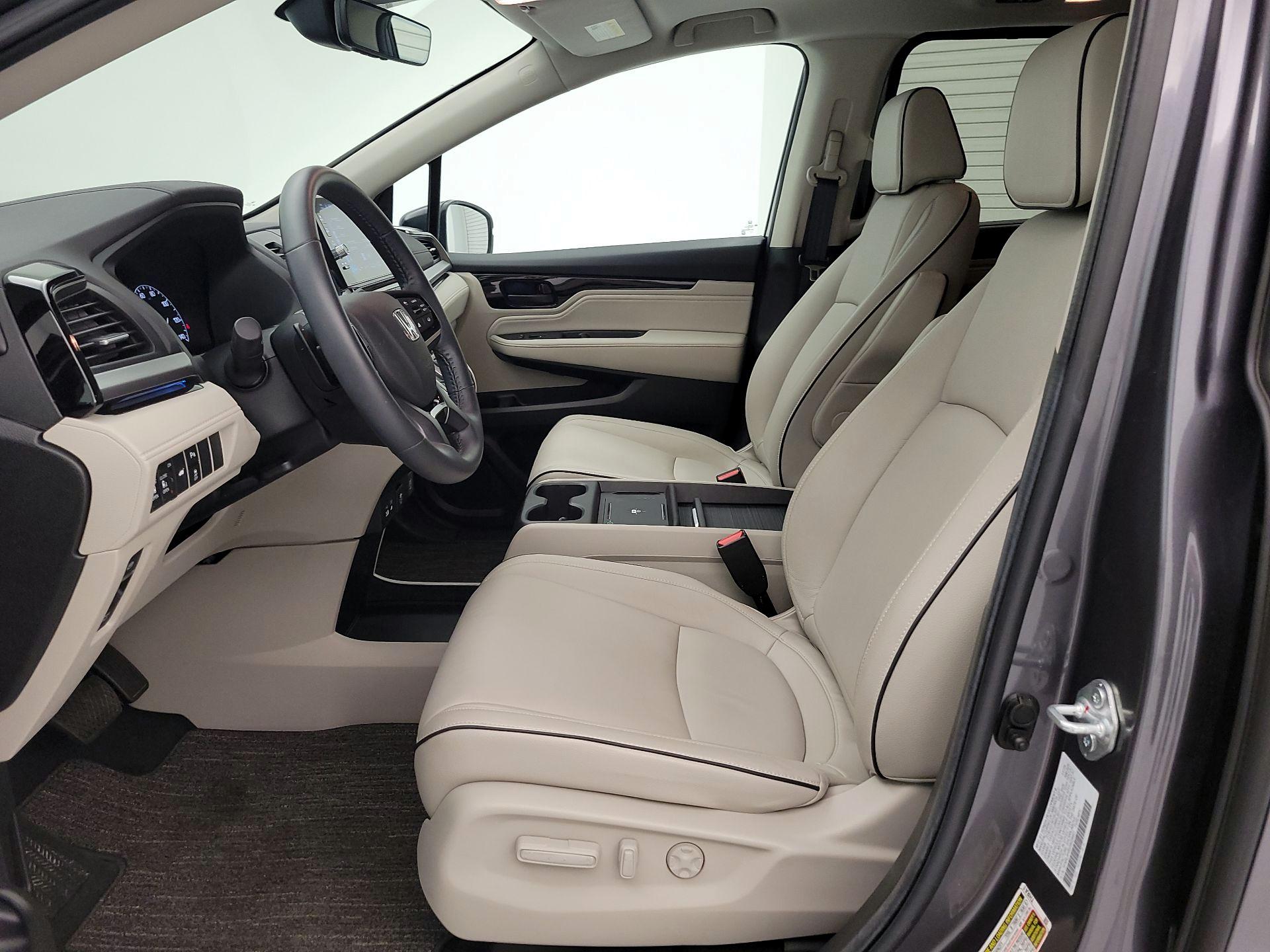 Thumbnail: 2025 Honda Odyssey - 11