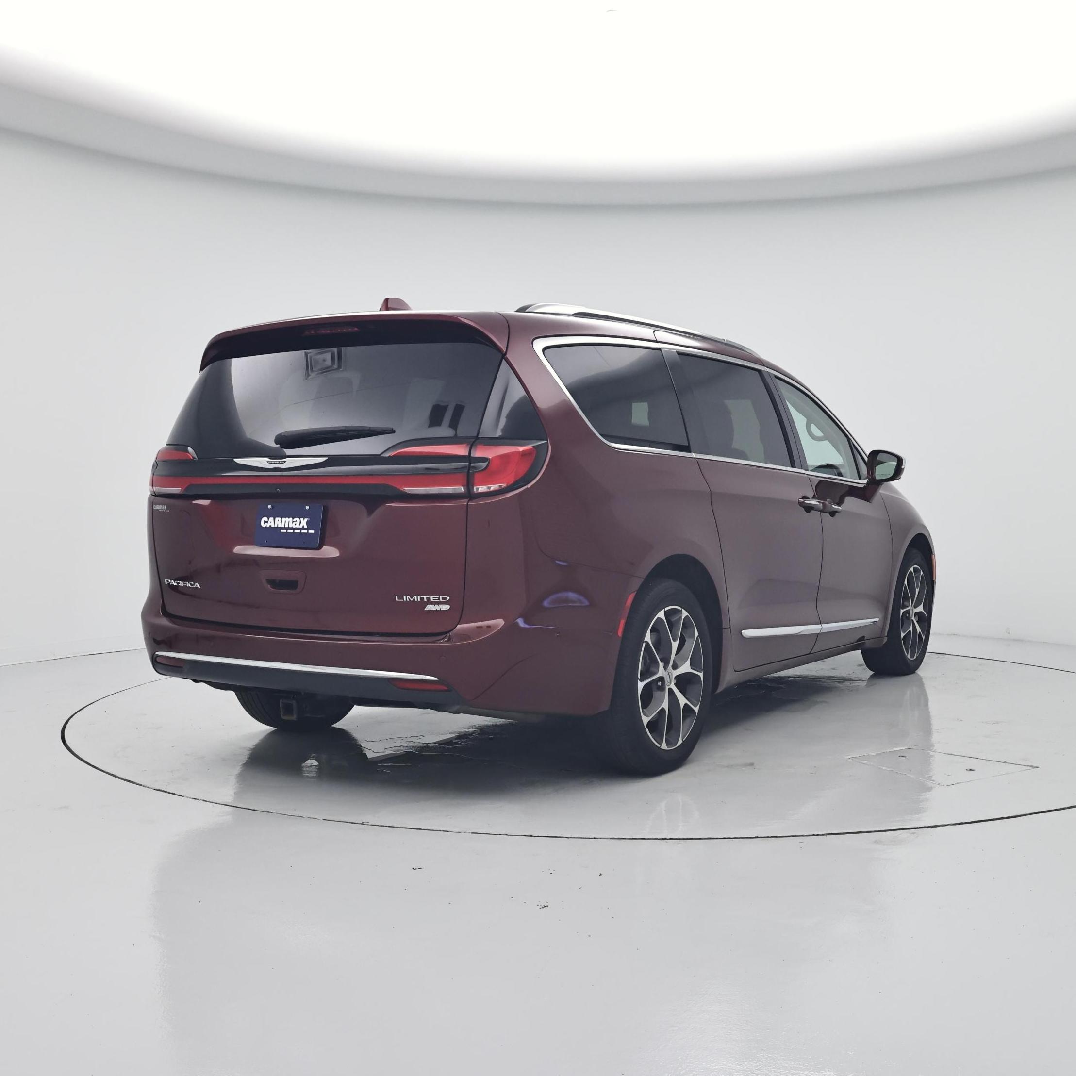 Thumbnail: 2021 Chrysler Pacifica - 8