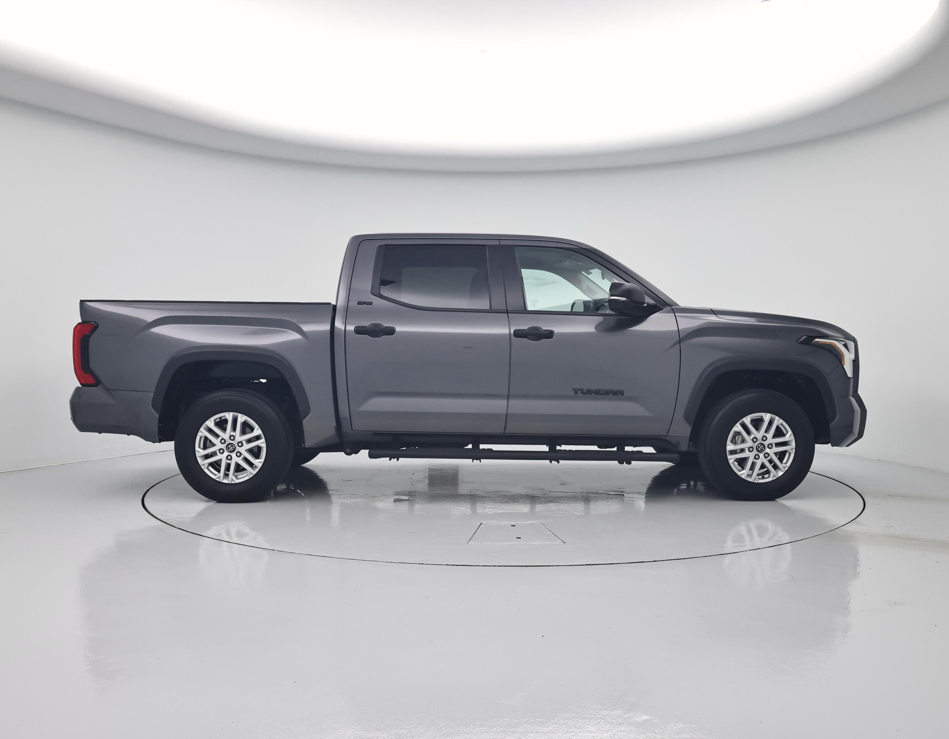 Thumbnail: 2024 Toyota Tundra - 7