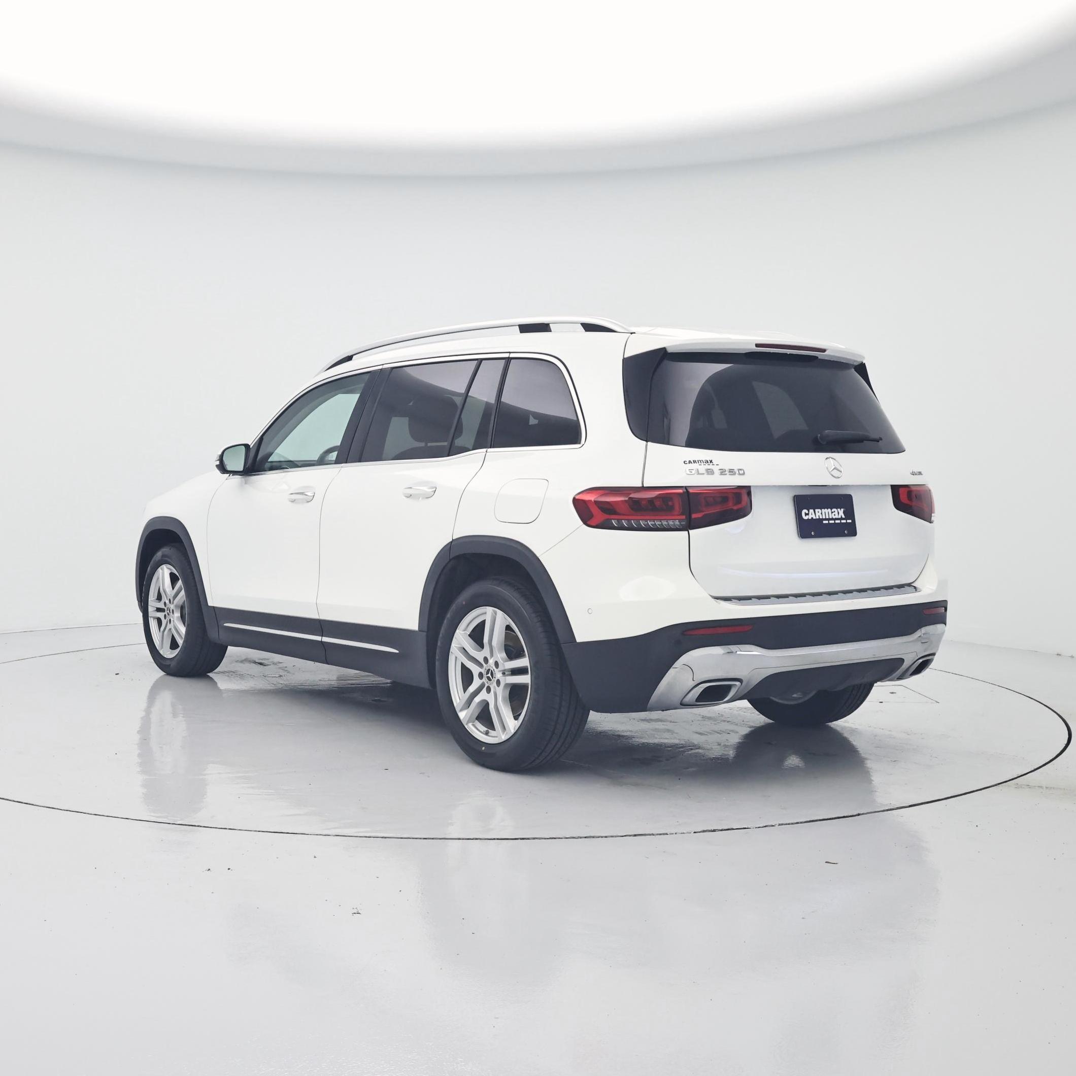Thumbnail: 2023 Mercedes-Benz GLB - 2