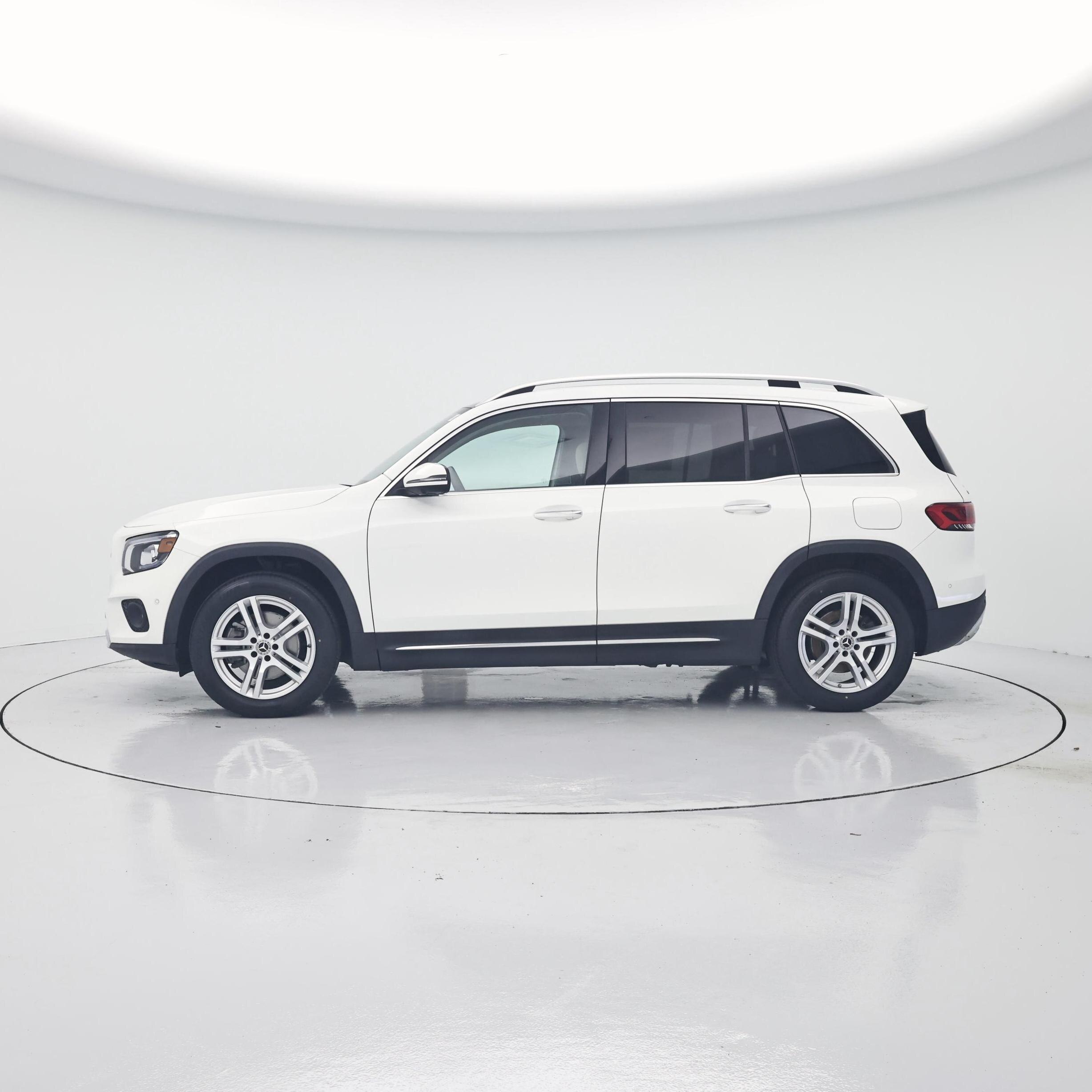 Thumbnail: 2023 Mercedes-Benz GLB - 3