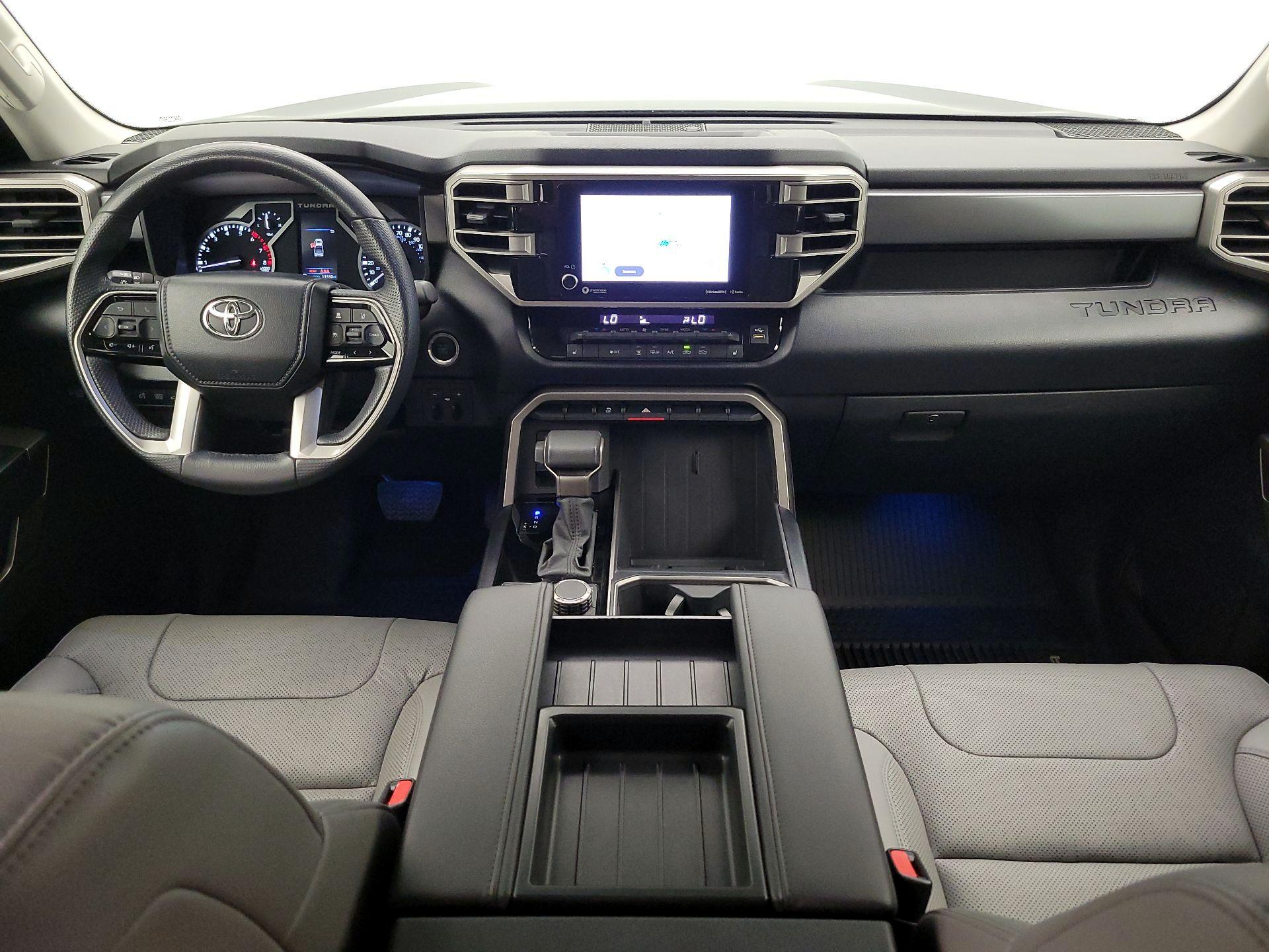Thumbnail: 2024 Toyota Tundra - 9
