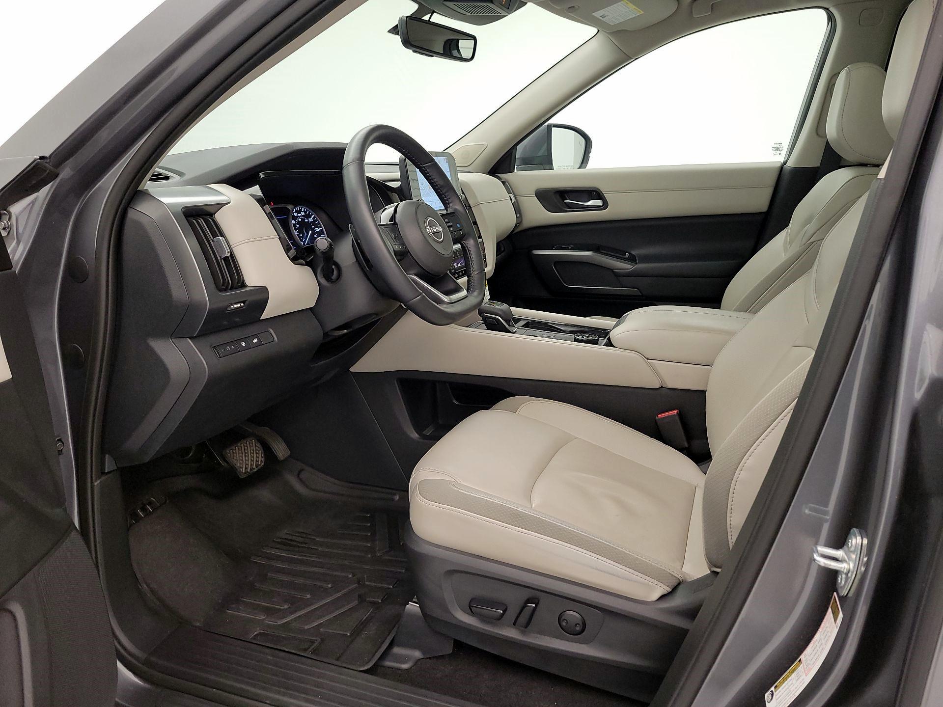 Thumbnail: 2023 Nissan Pathfinder - 11
