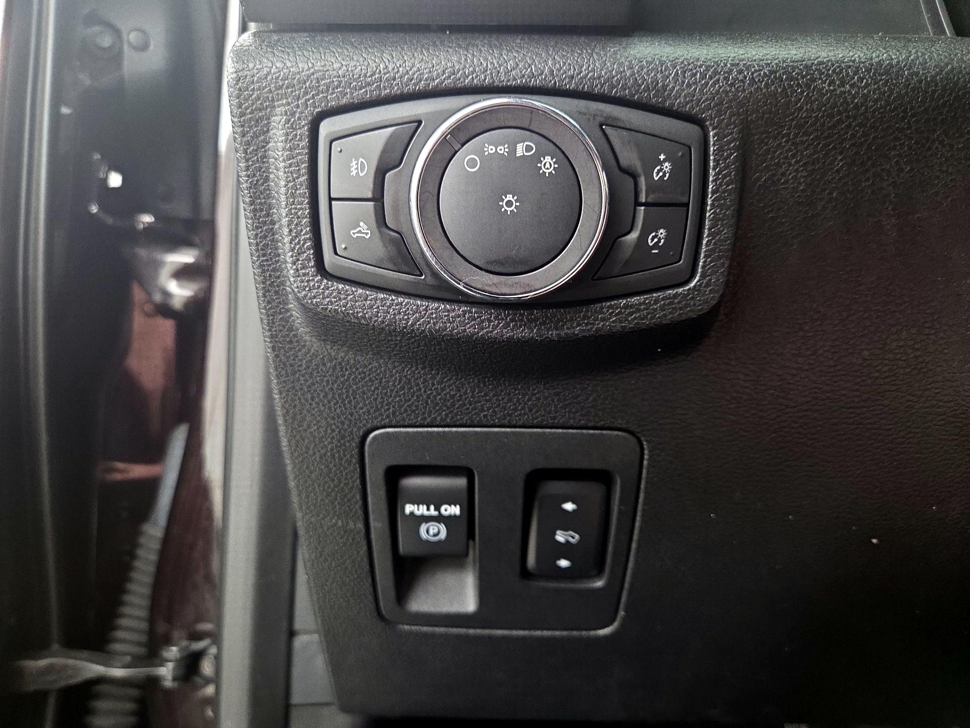 Thumbnail: 2019 Ford F-150 - 13