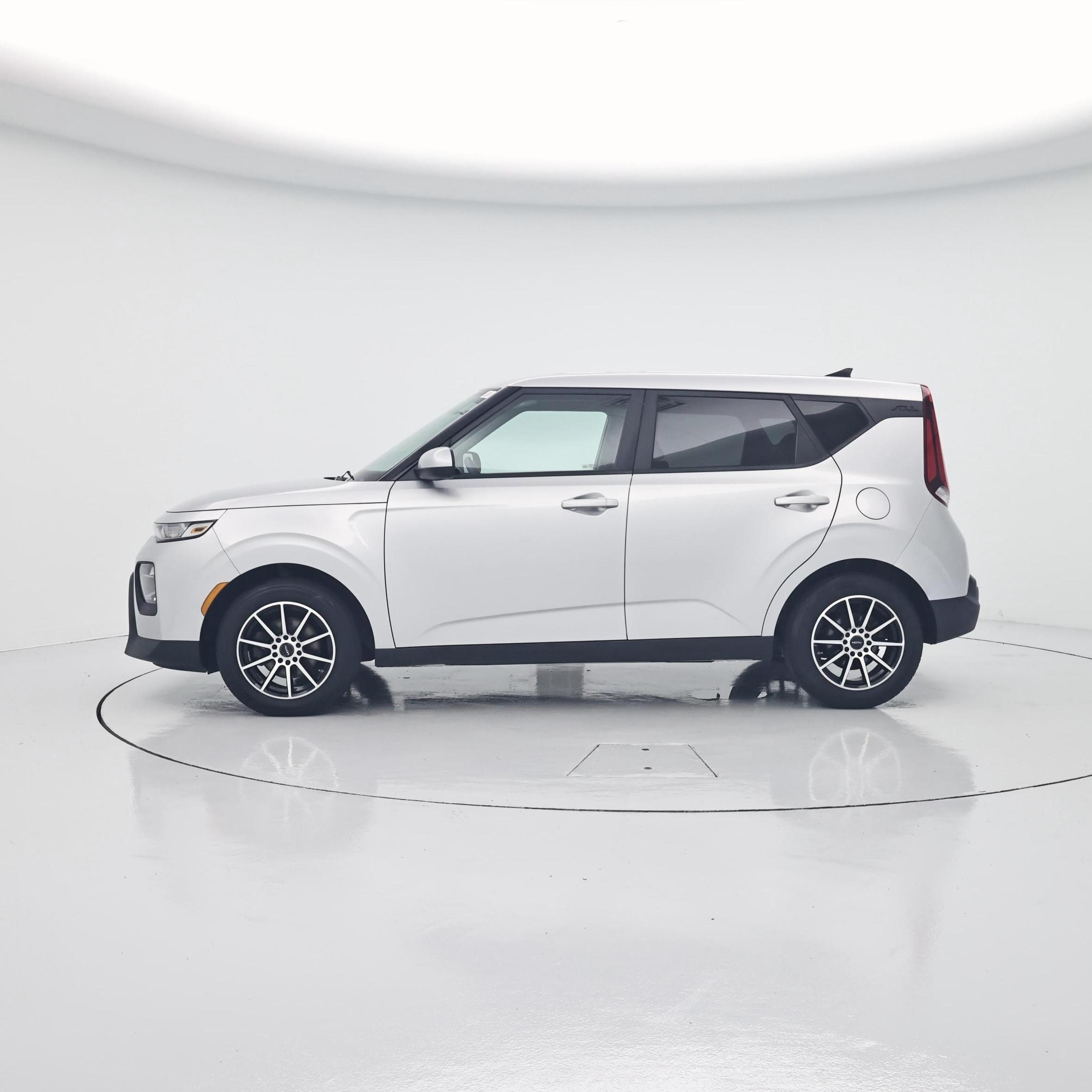 Thumbnail: 2020 Kia Soul - 3