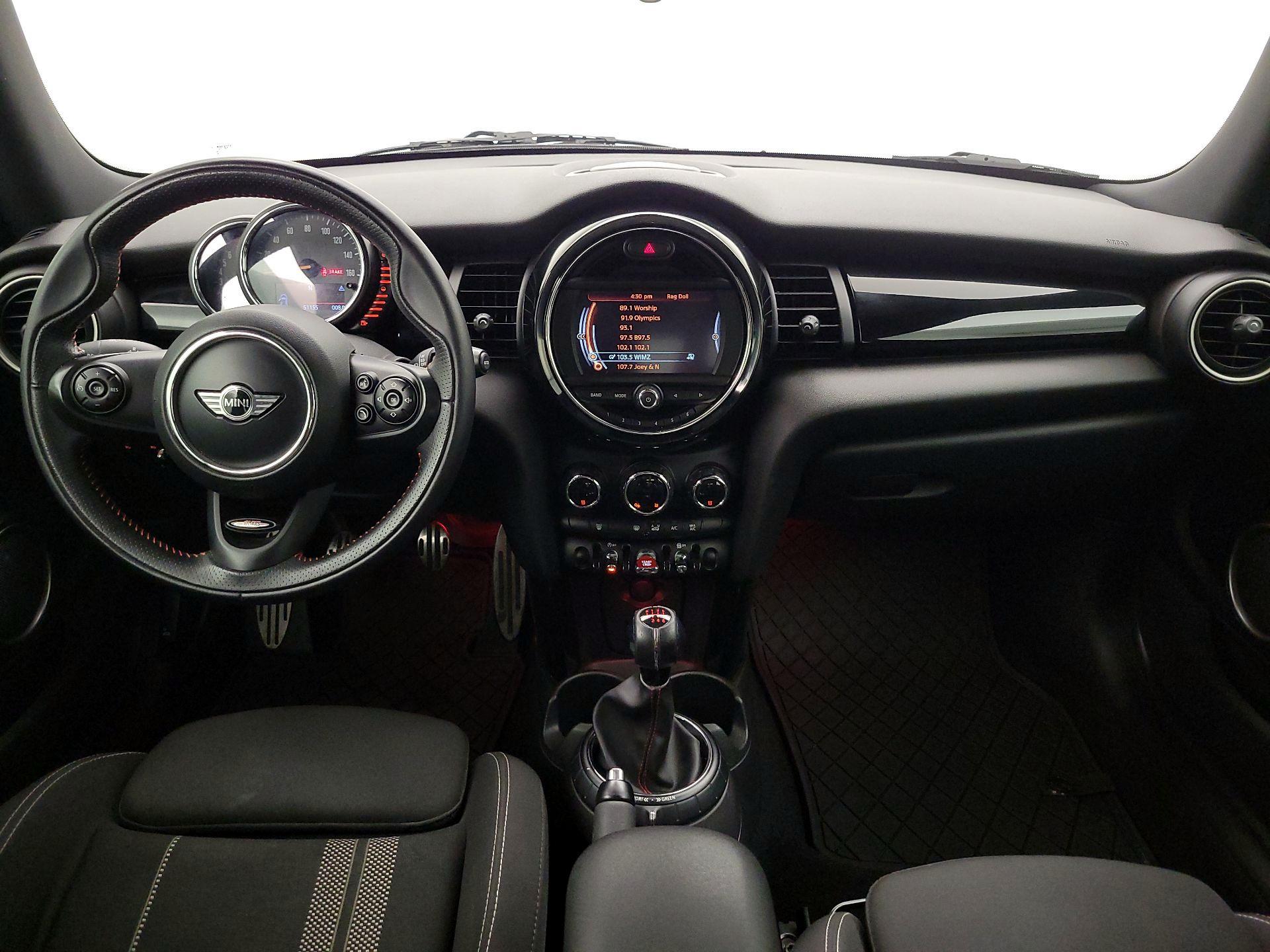 Thumbnail: 2015 MINI Cooper Hardtop - 9