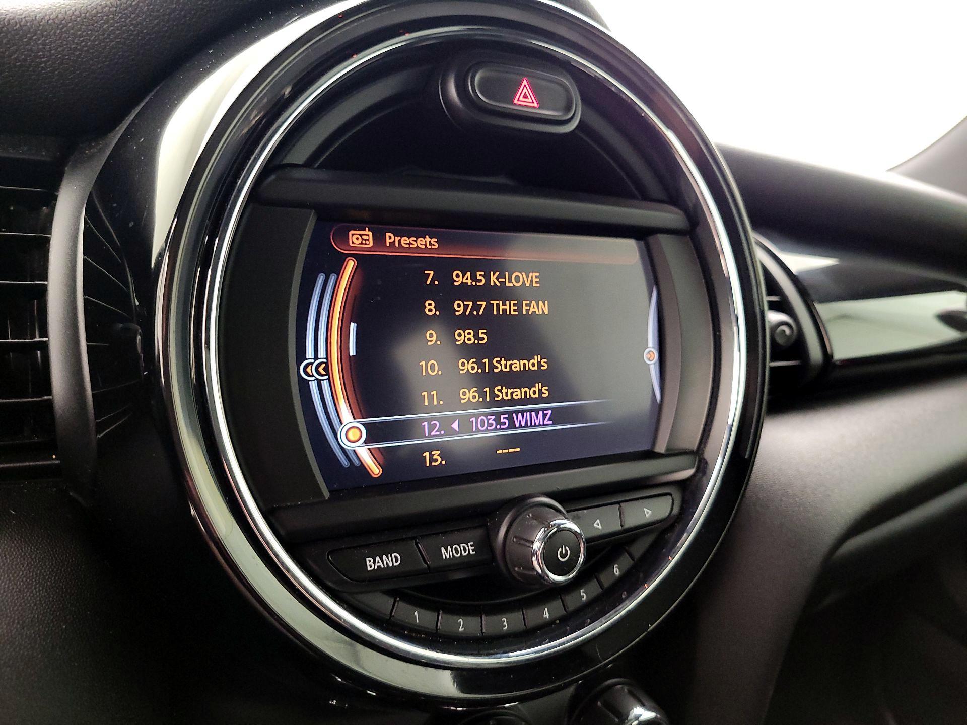 Thumbnail: 2015 MINI Cooper Hardtop - 14