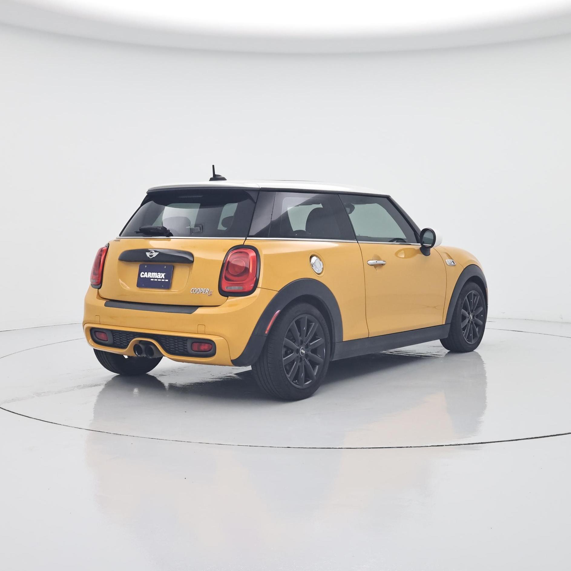 Thumbnail: 2015 MINI Cooper Hardtop - 8