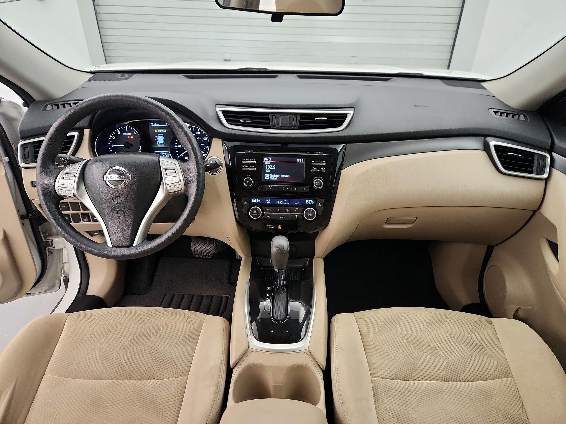 Thumbnail: 2016 Nissan Rogue - 9