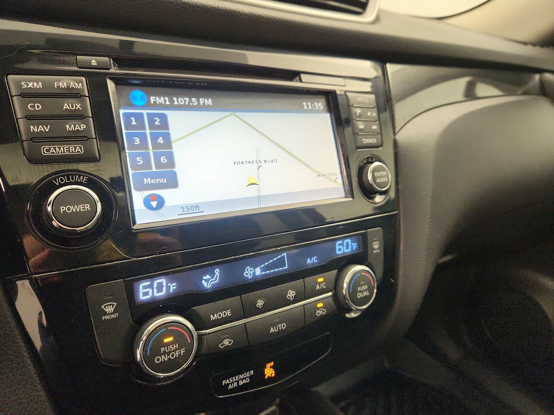 Thumbnail: 2015 Nissan Rogue - 14