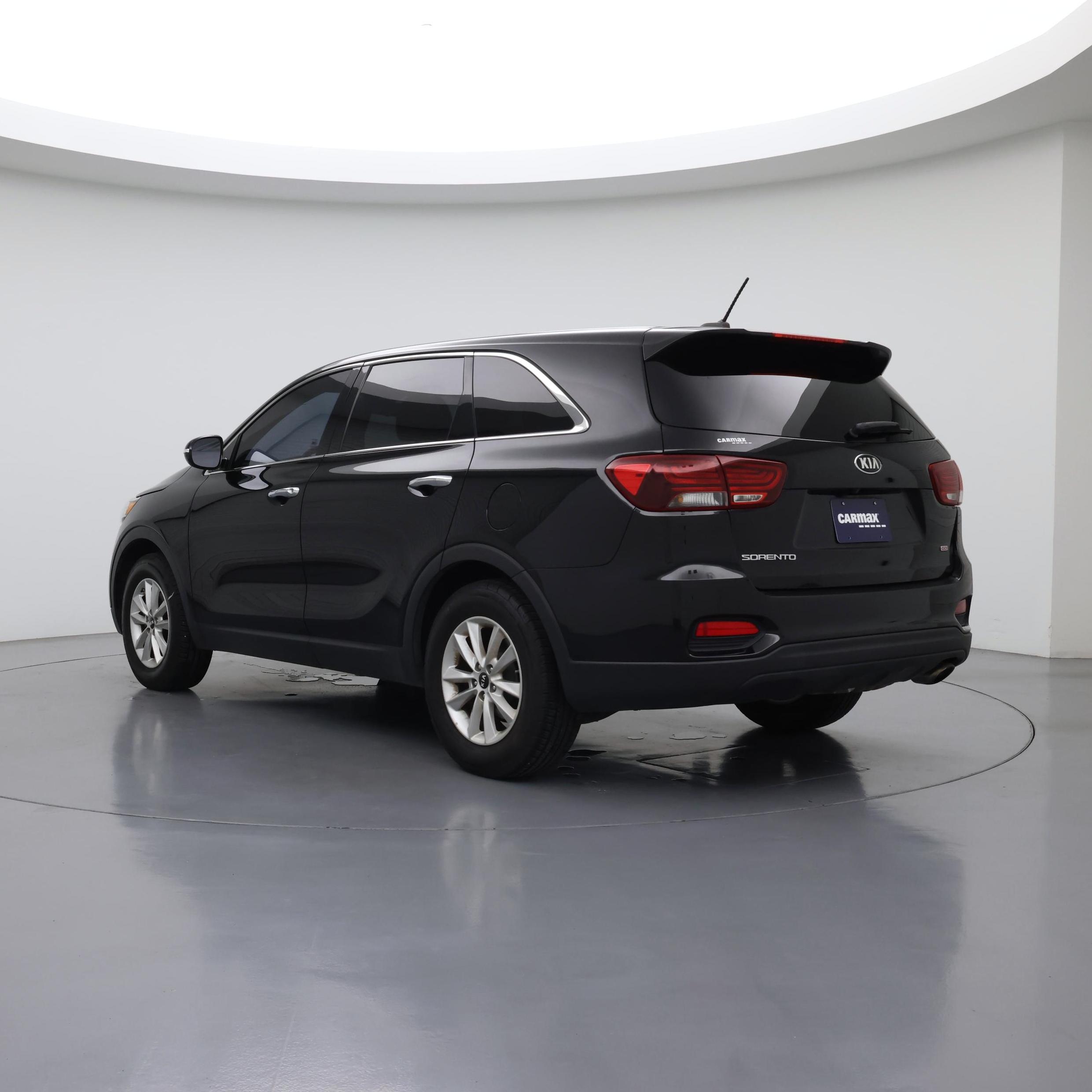 Thumbnail: 2020 Kia Sorento - 2