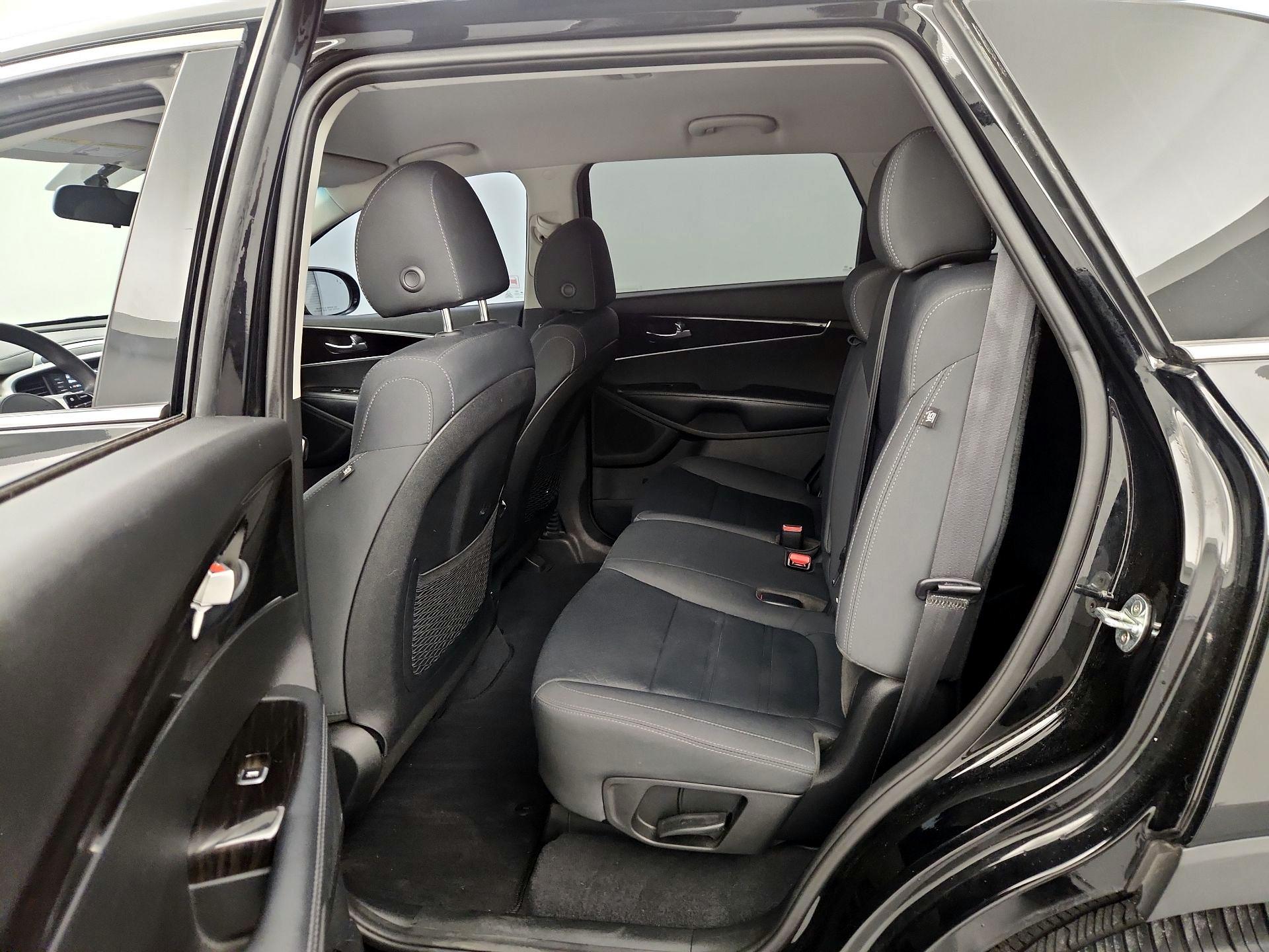 Thumbnail: 2020 Kia Sorento - 19