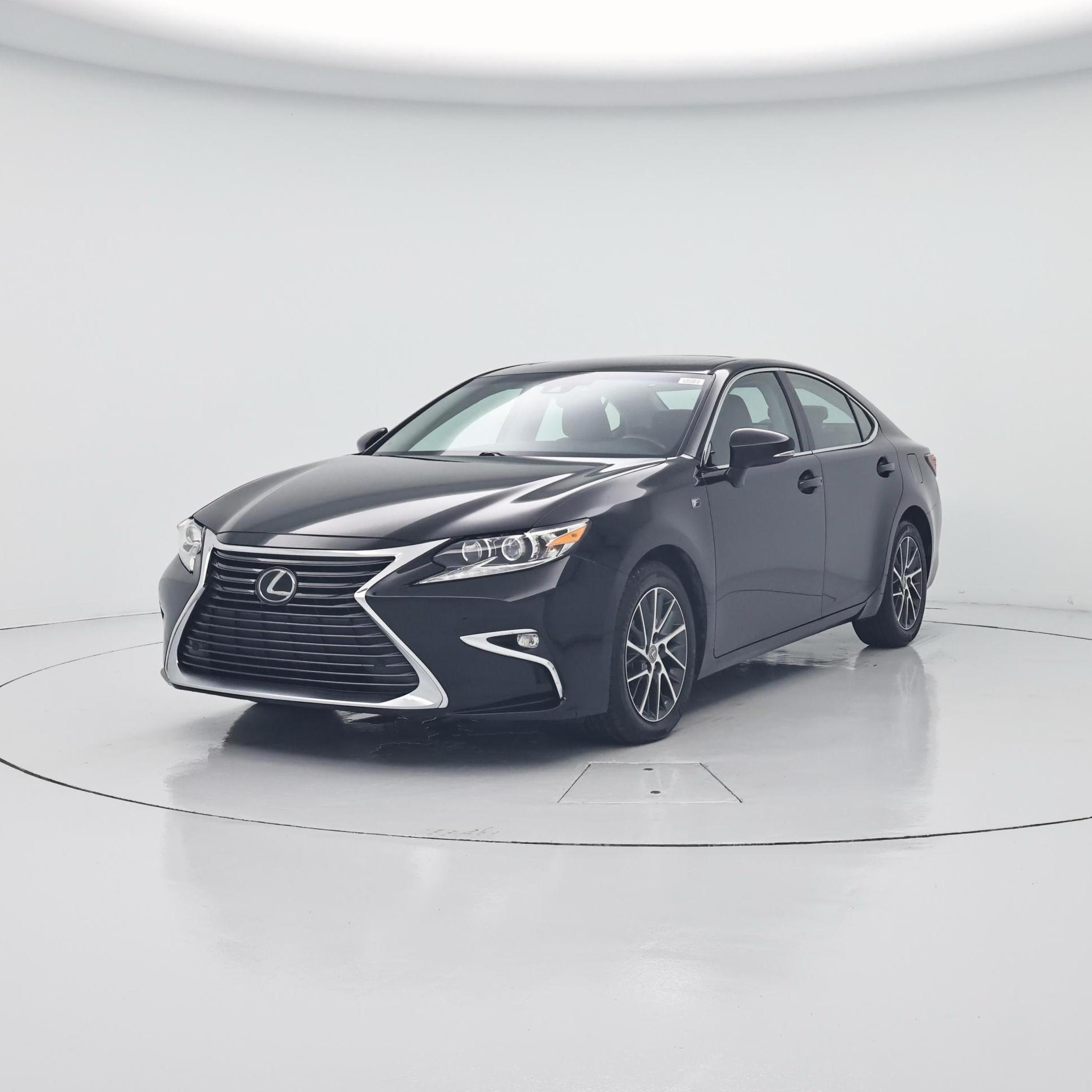 Thumbnail: 2016 Lexus ES - 4