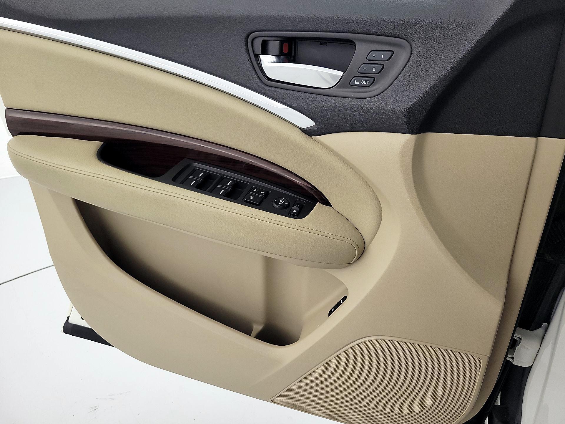 Thumbnail: 2015 Acura MDX - 12