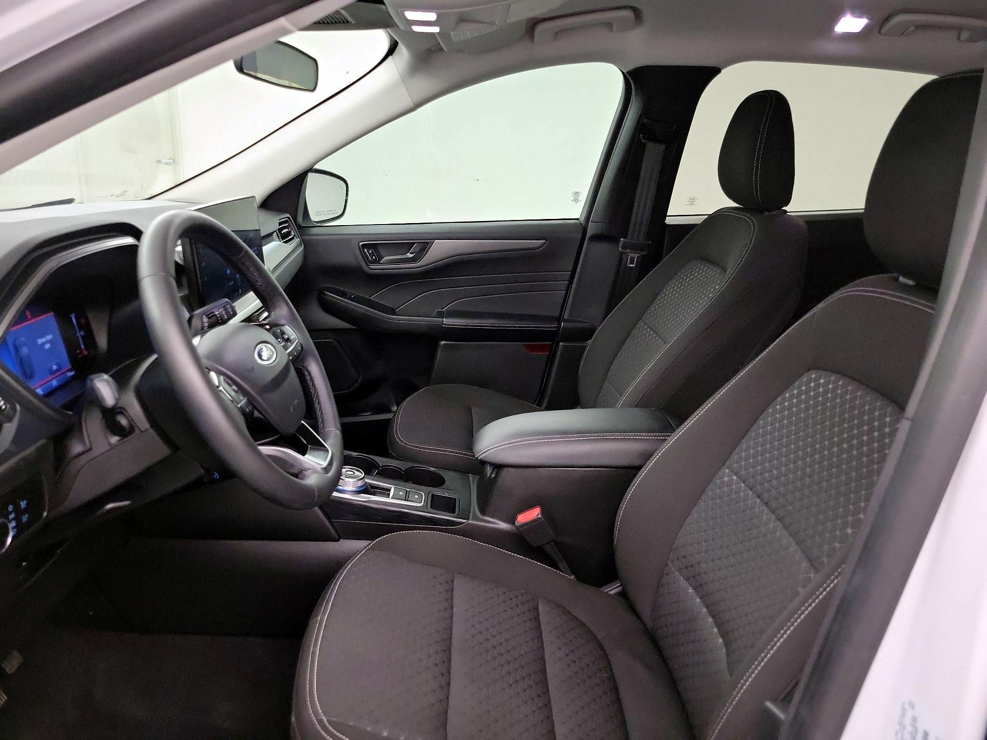 Thumbnail: 2023 Ford Escape - 11