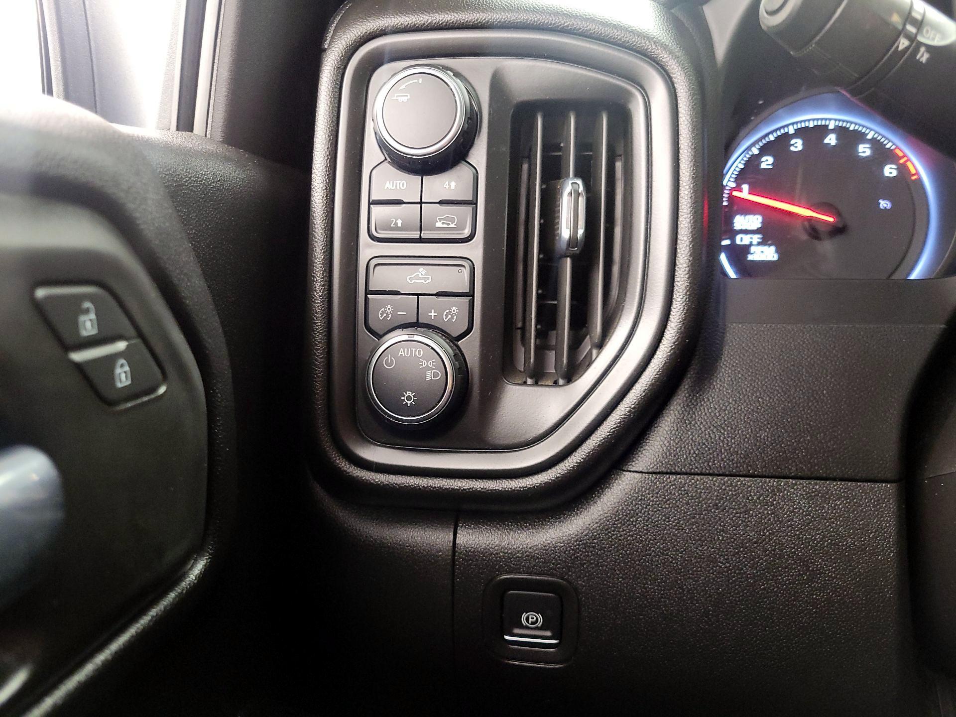 Thumbnail: 2024 Chevrolet Silverado 1500 - 13