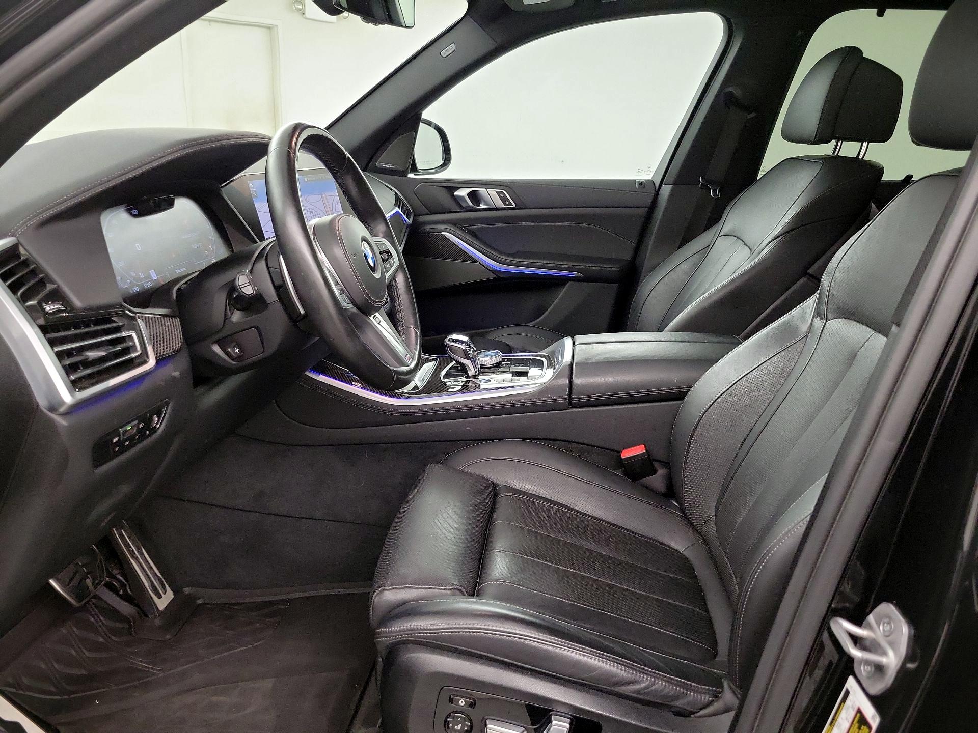 Thumbnail: 2022 BMW X5 - 11