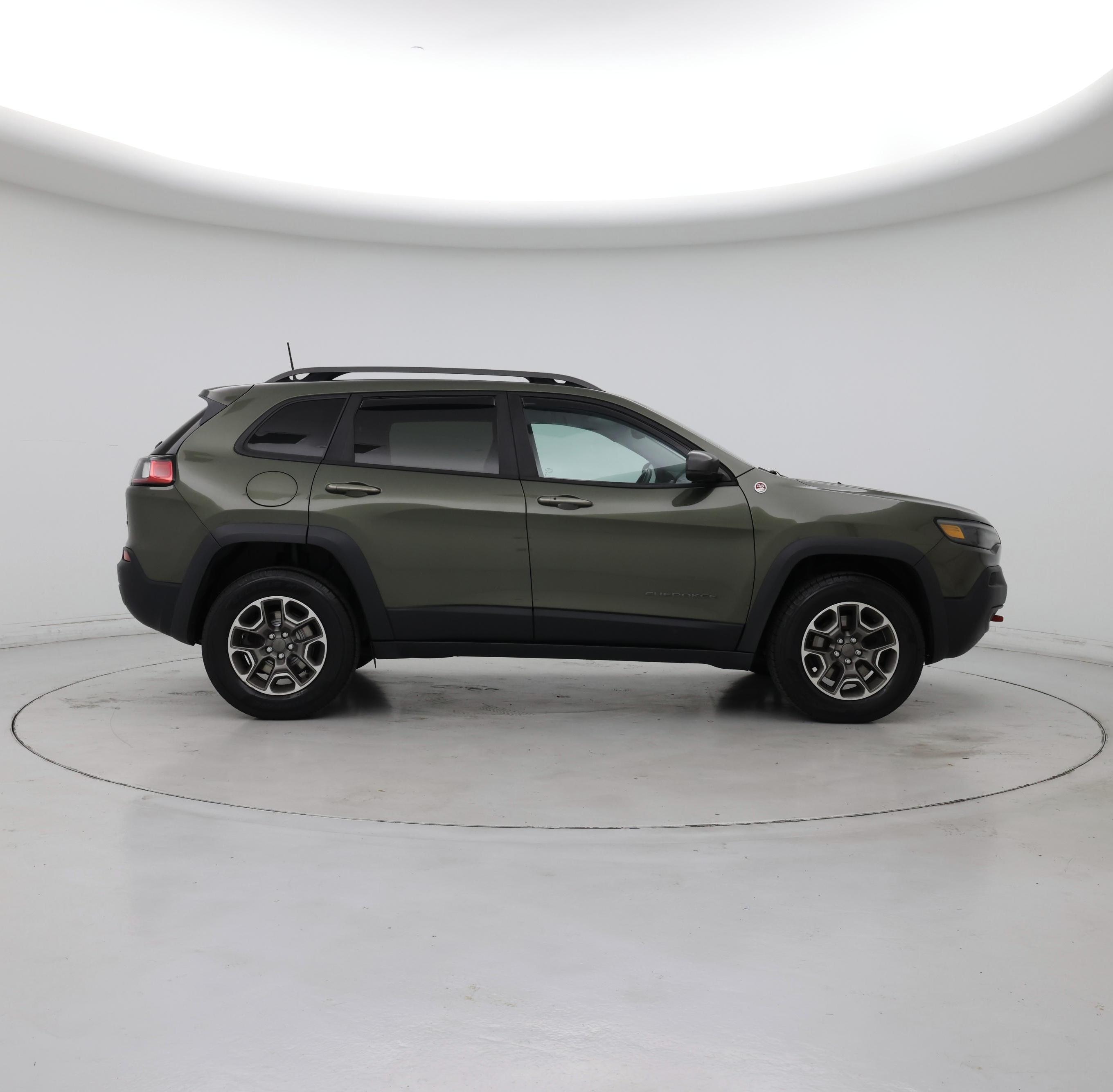 Thumbnail: 2020 Jeep Cherokee - 7