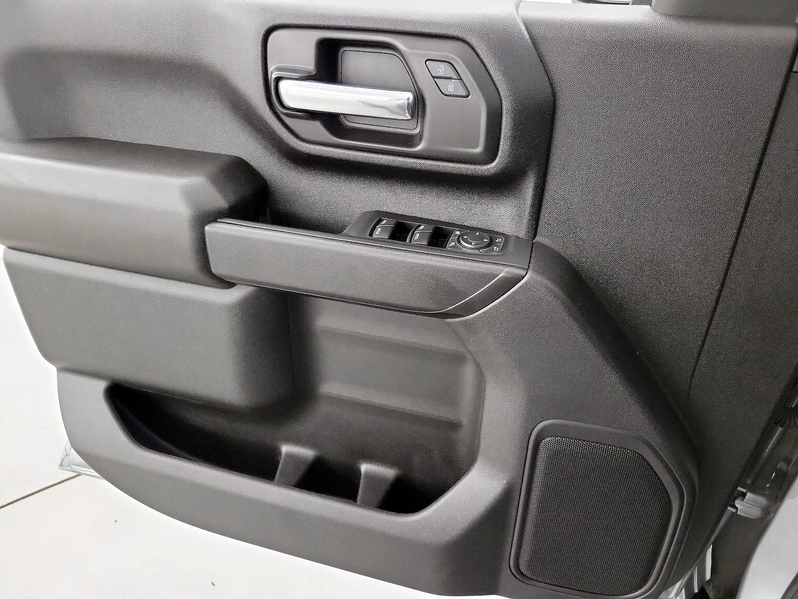 2024 Chevrolet Silverado 2500HD Custom - Photo 13