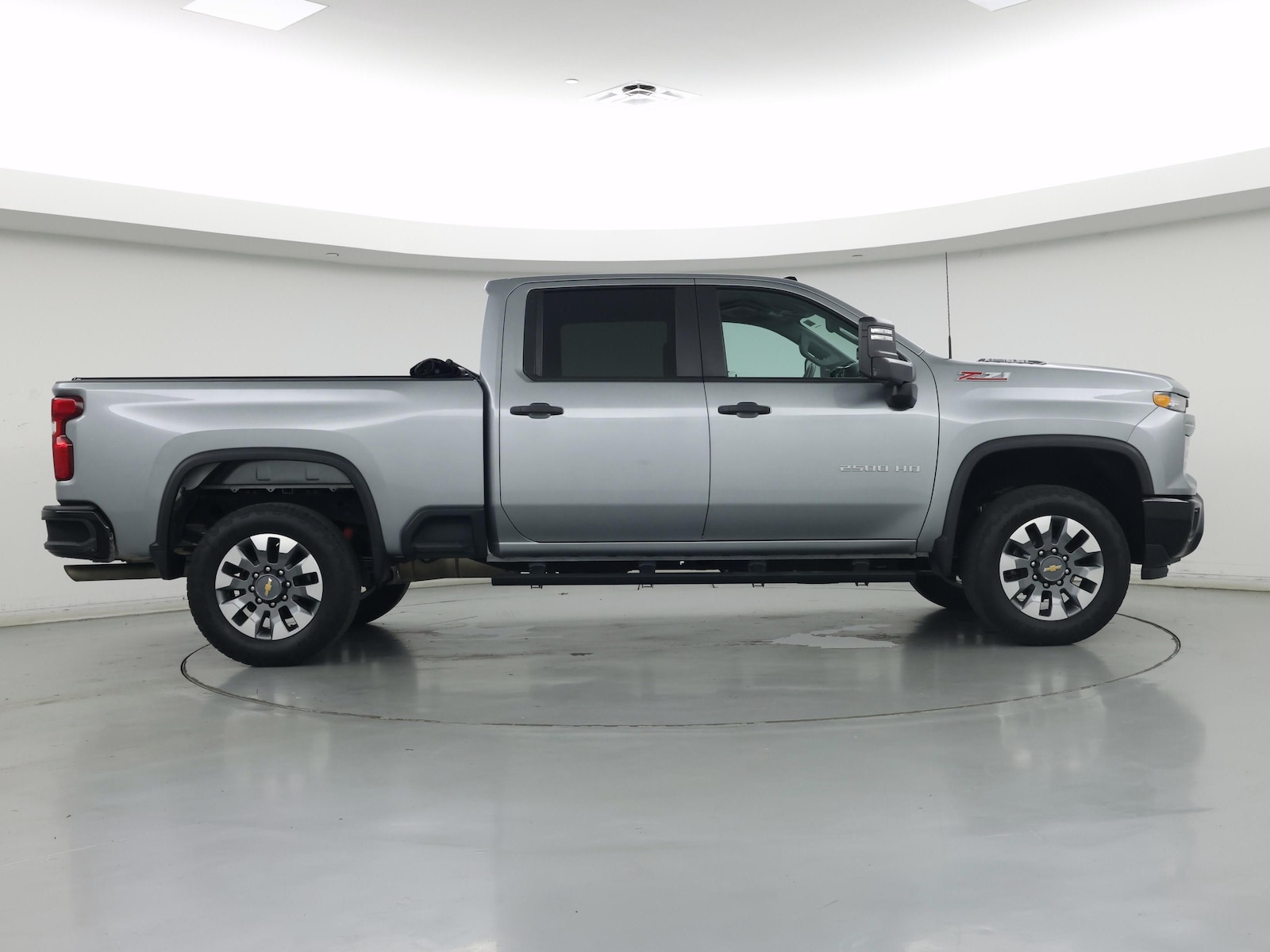 2024 Chevrolet Silverado 2500HD Custom - Photo 8