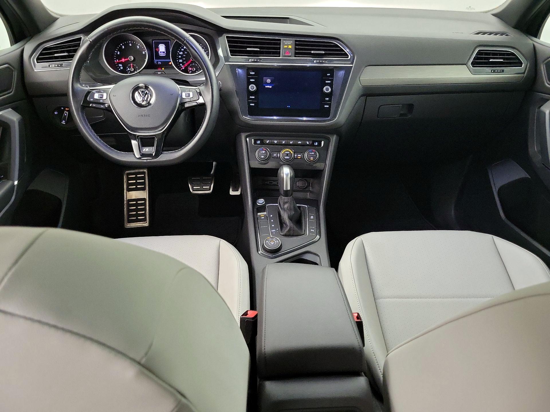 Thumbnail: 2020 Volkswagen Tiguan - 9