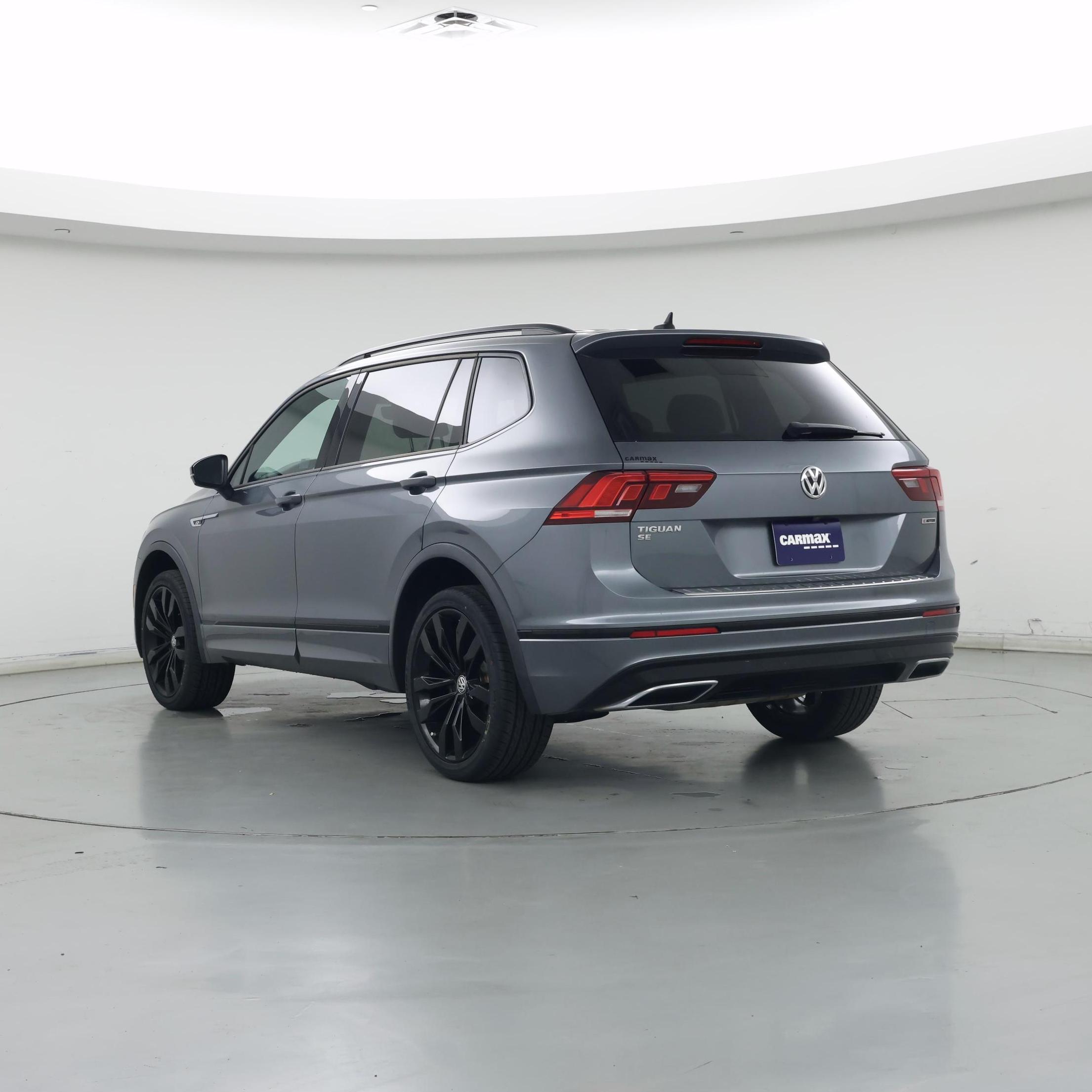 Thumbnail: 2020 Volkswagen Tiguan - 2
