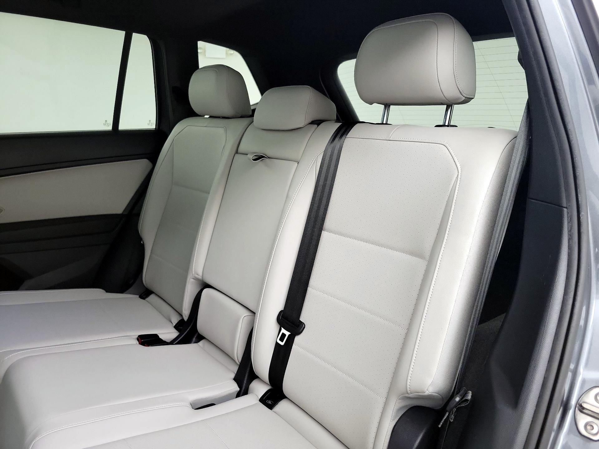 Thumbnail: 2020 Volkswagen Tiguan - 20