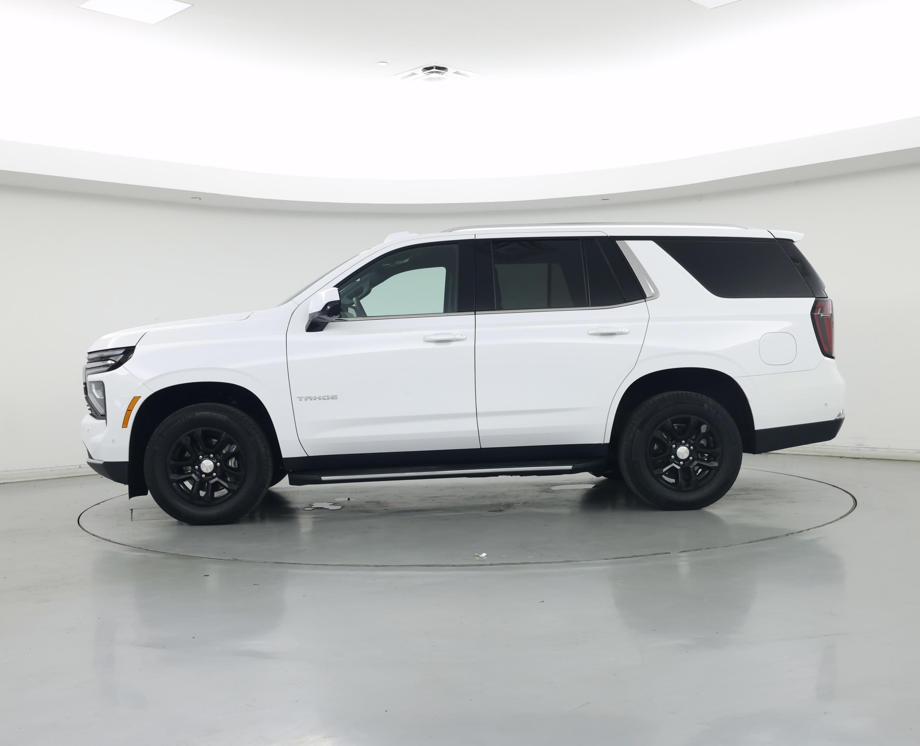 Thumbnail: 2025 Chevrolet Tahoe - 3