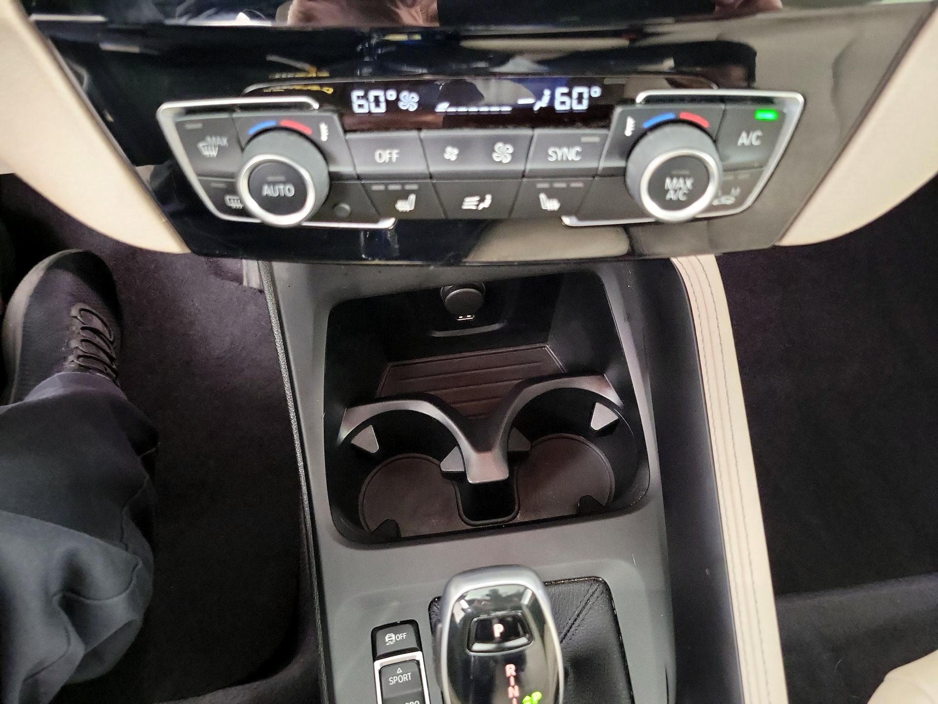 Thumbnail: 2021 BMW X1 - 17