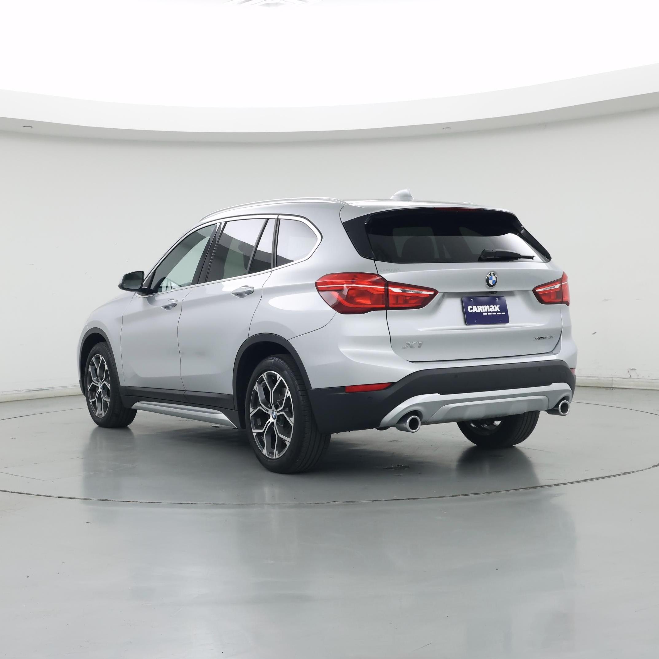 Thumbnail: 2021 BMW X1 - 2