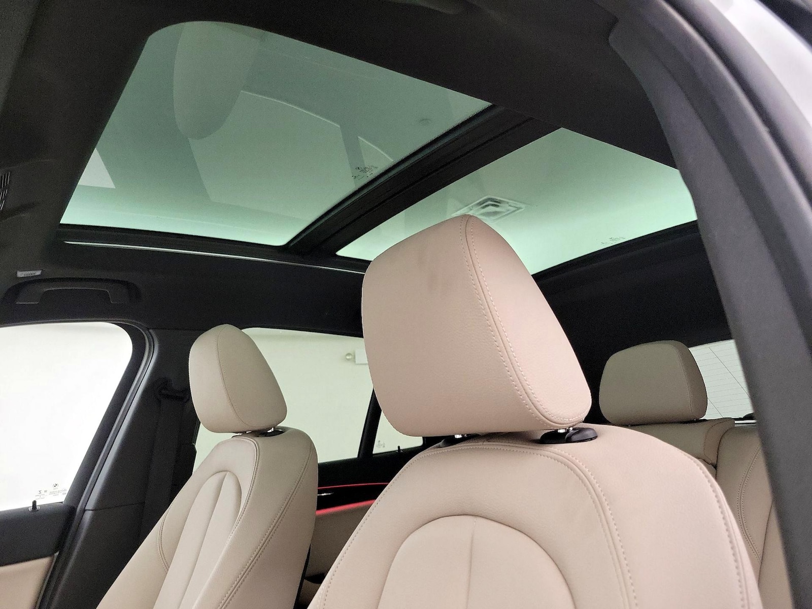2021 BMW X1 28i - Photo 21