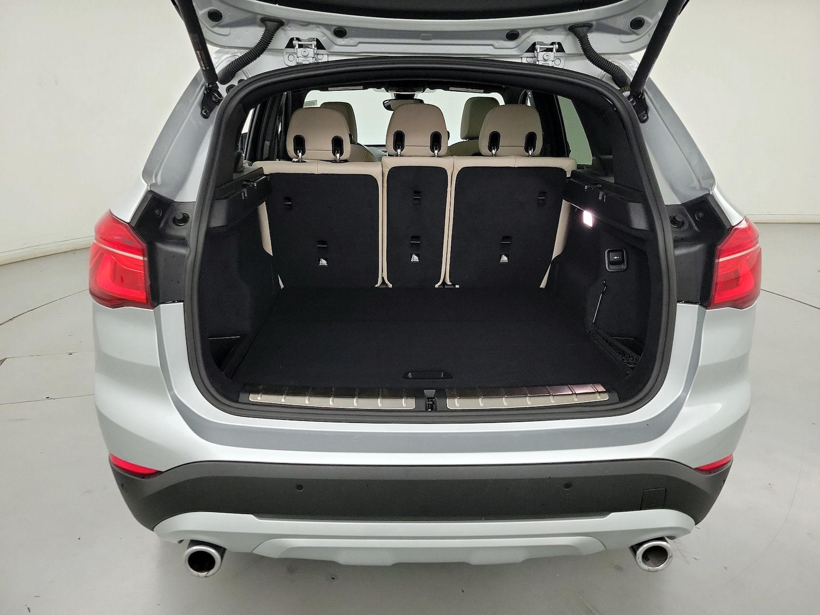 2021 BMW X1 28i - Photo 23