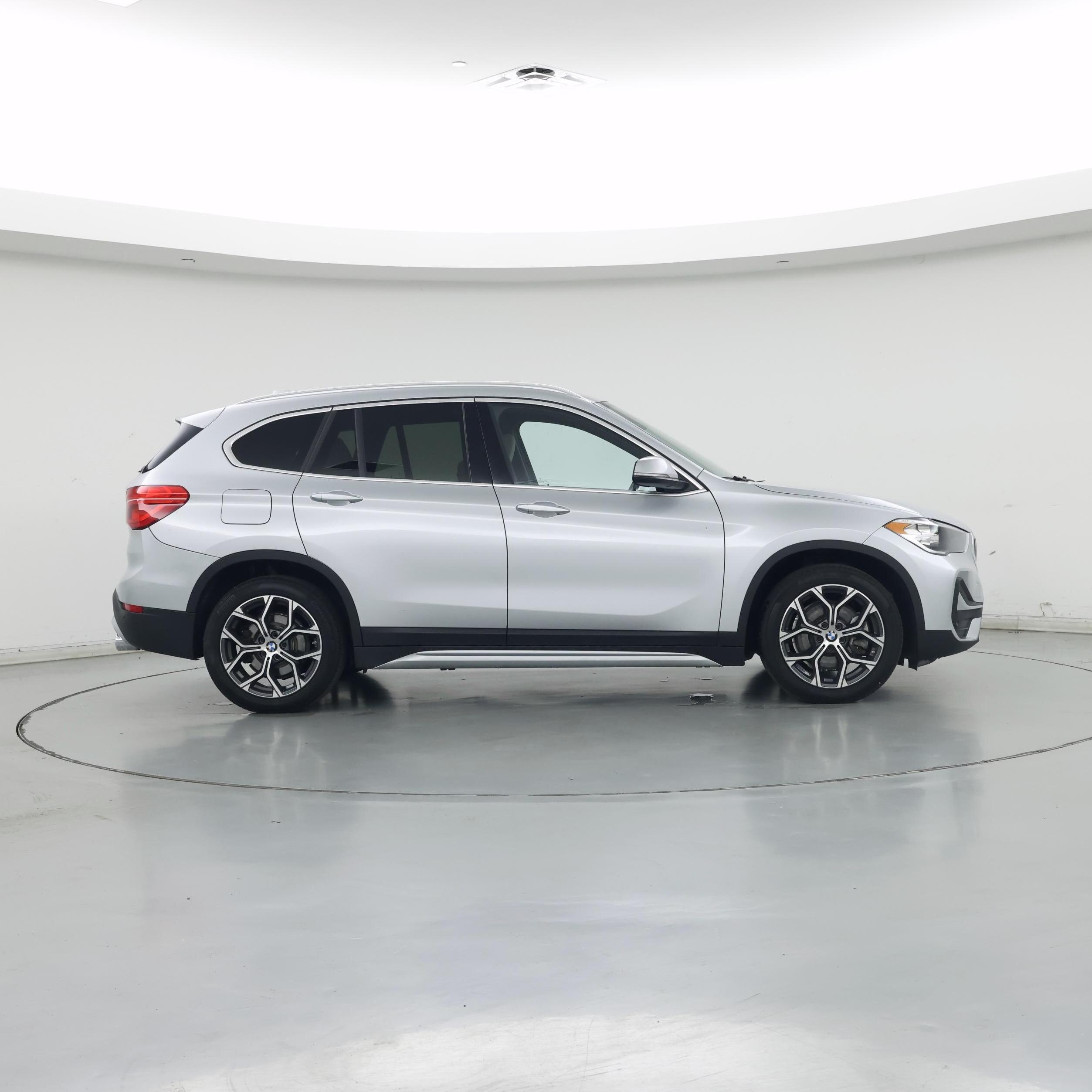Thumbnail: 2021 BMW X1 - 7