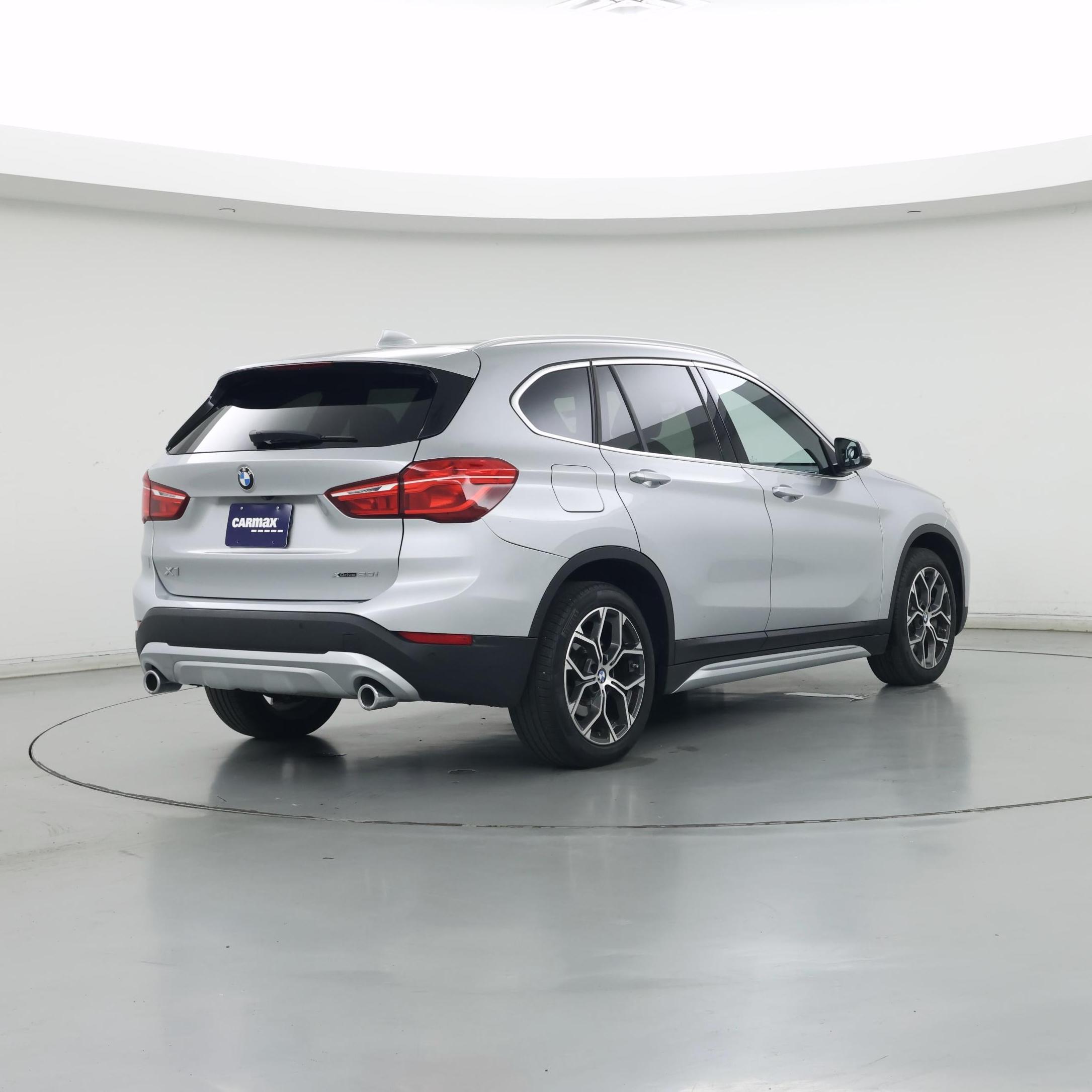 Thumbnail: 2021 BMW X1 - 8