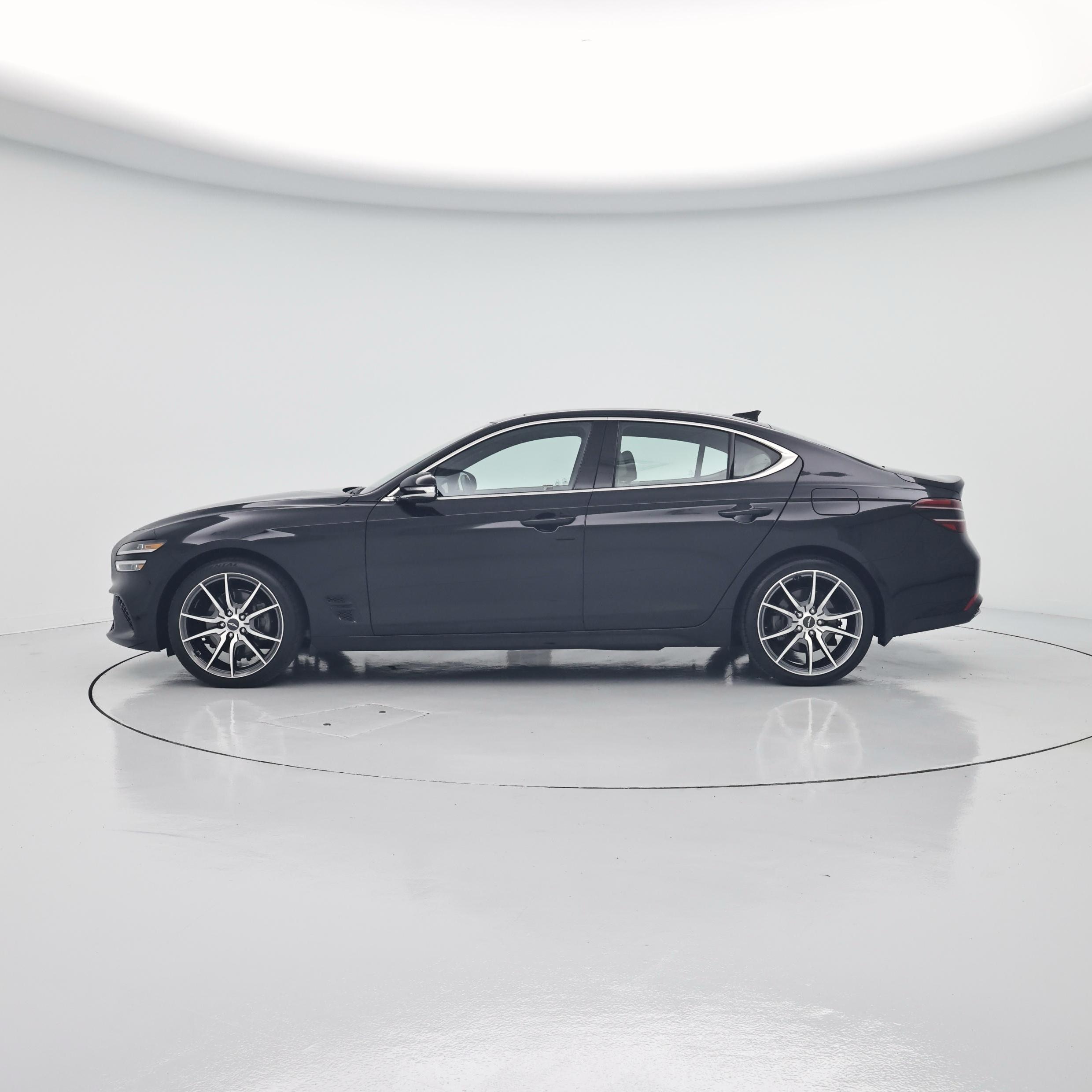 Thumbnail: 2022 Genesis G70 - 3