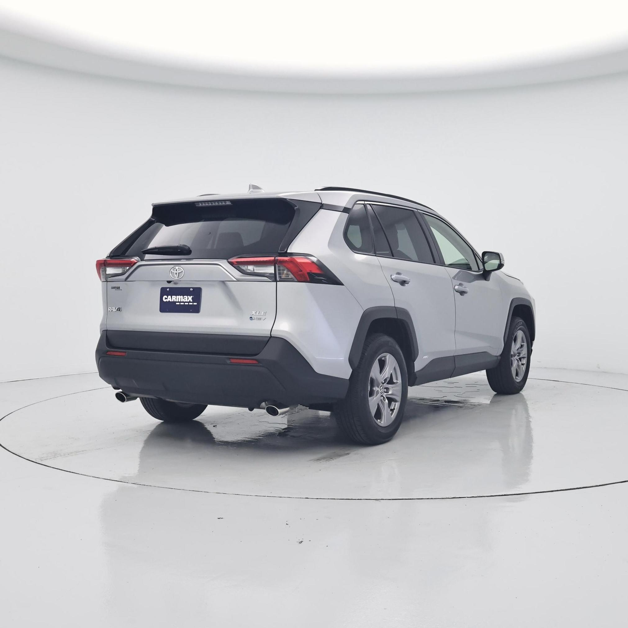 Thumbnail: 2025 Toyota RAV4 - 8