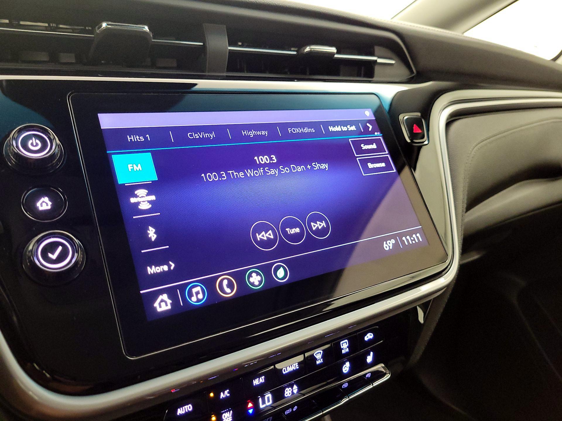 Thumbnail: 2022 Chevrolet Bolt EV - 15