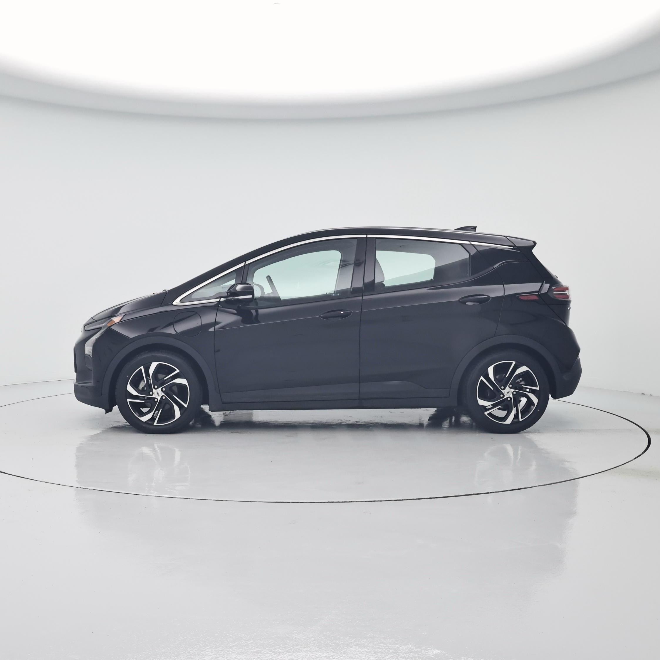 Thumbnail: 2022 Chevrolet Bolt EV - 3