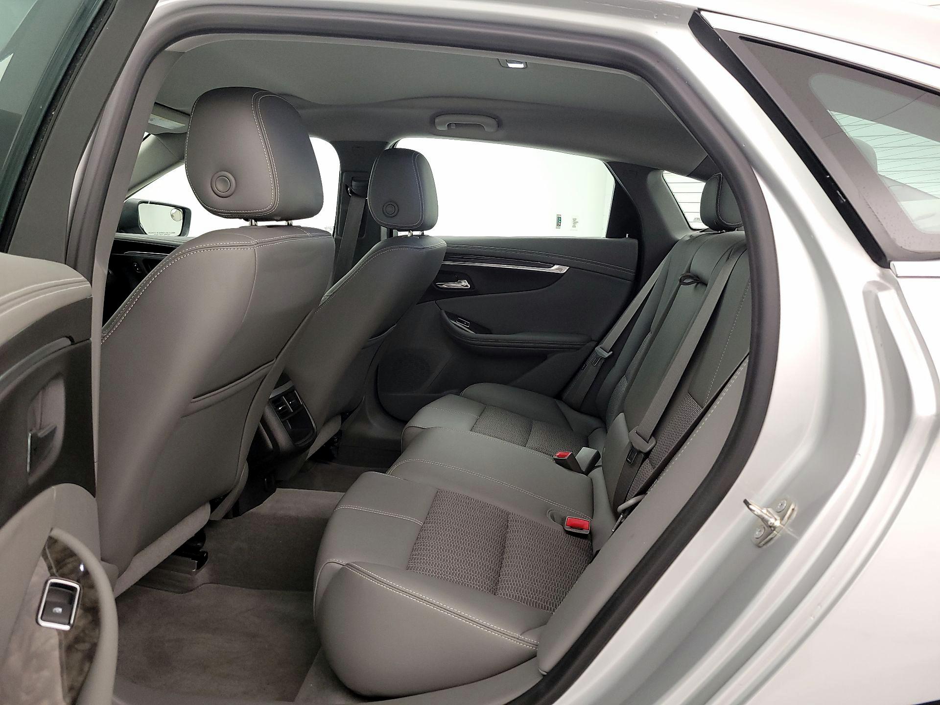 Thumbnail: 2015 Chevrolet Impala - 19