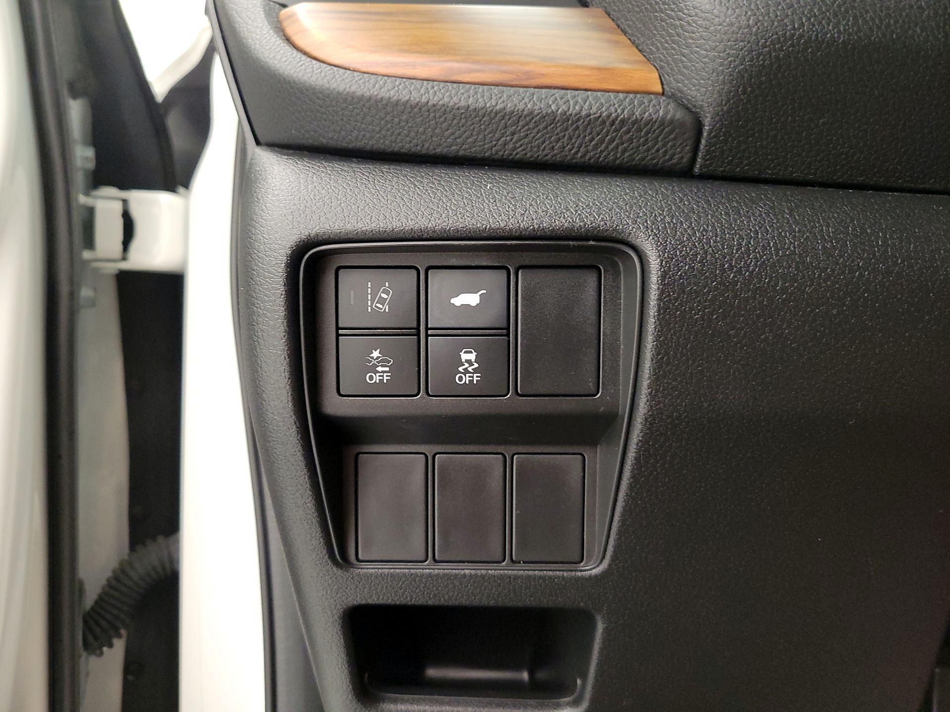 Thumbnail: 2018 Honda CR-V - 13