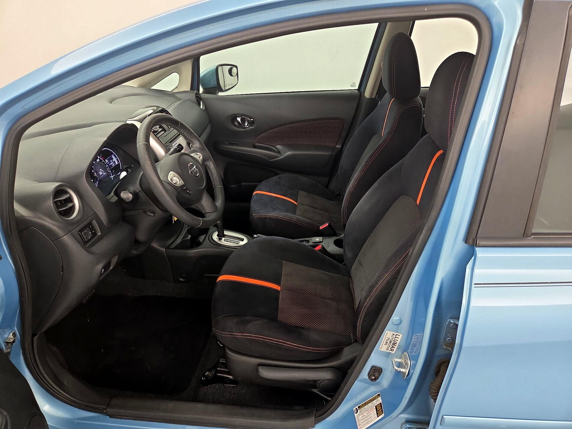 Thumbnail: 2015 Nissan Versa Note - 11