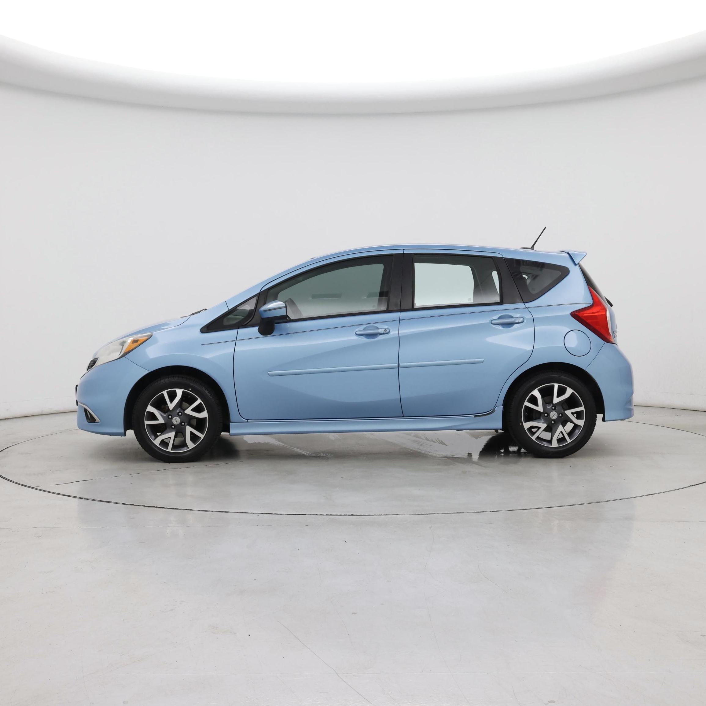 Thumbnail: 2015 Nissan Versa Note - 3