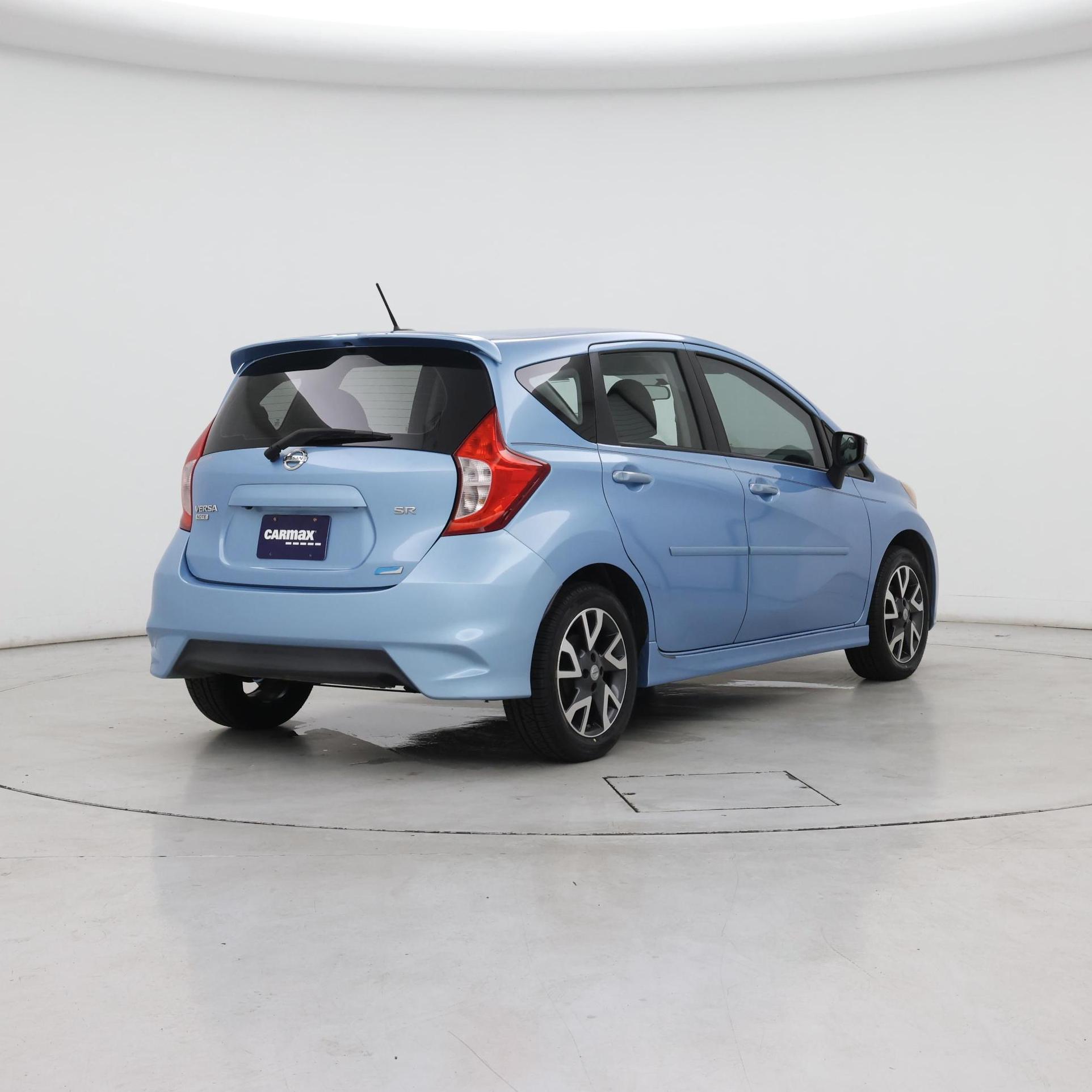 Thumbnail: 2015 Nissan Versa Note - 8