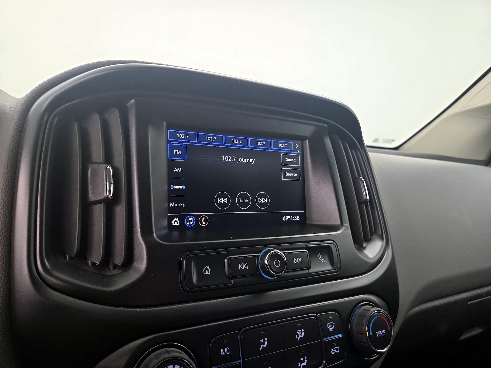 2022 Chevrolet Colorado Work Truck - Photo 16