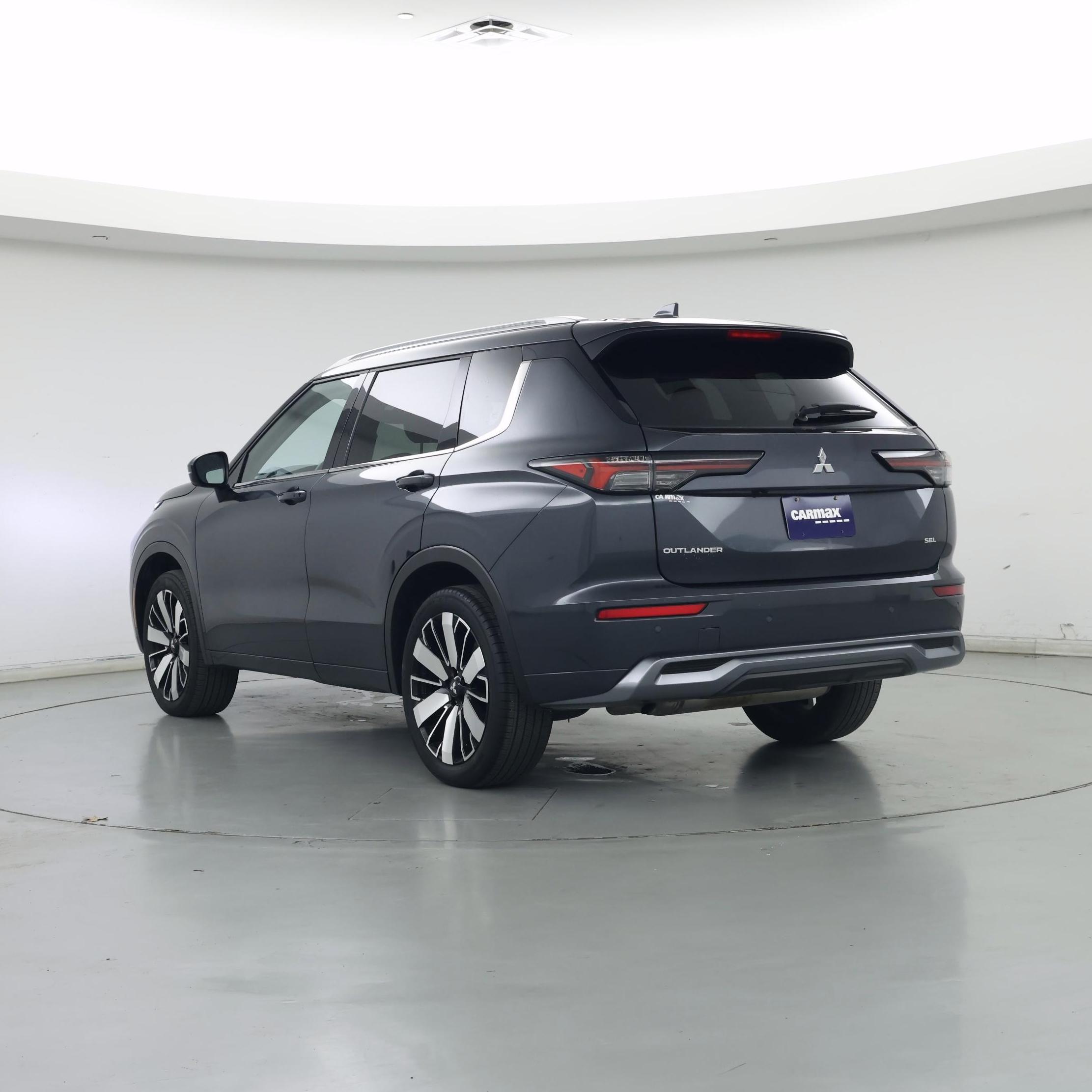 Thumbnail: 2025 Mitsubishi Outlander - 2